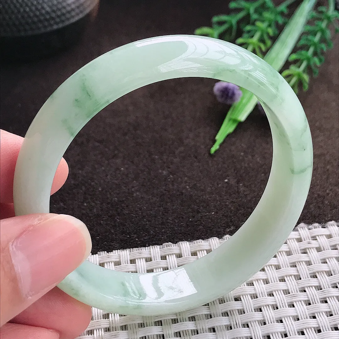 天然a货翡翠55.8/12.8/6.6老坑精美温润飘花手镯宽边翡翠玉手镯