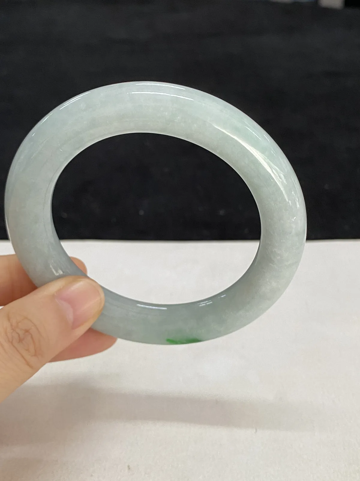 圆镯53.5圈口，翡翠手镯