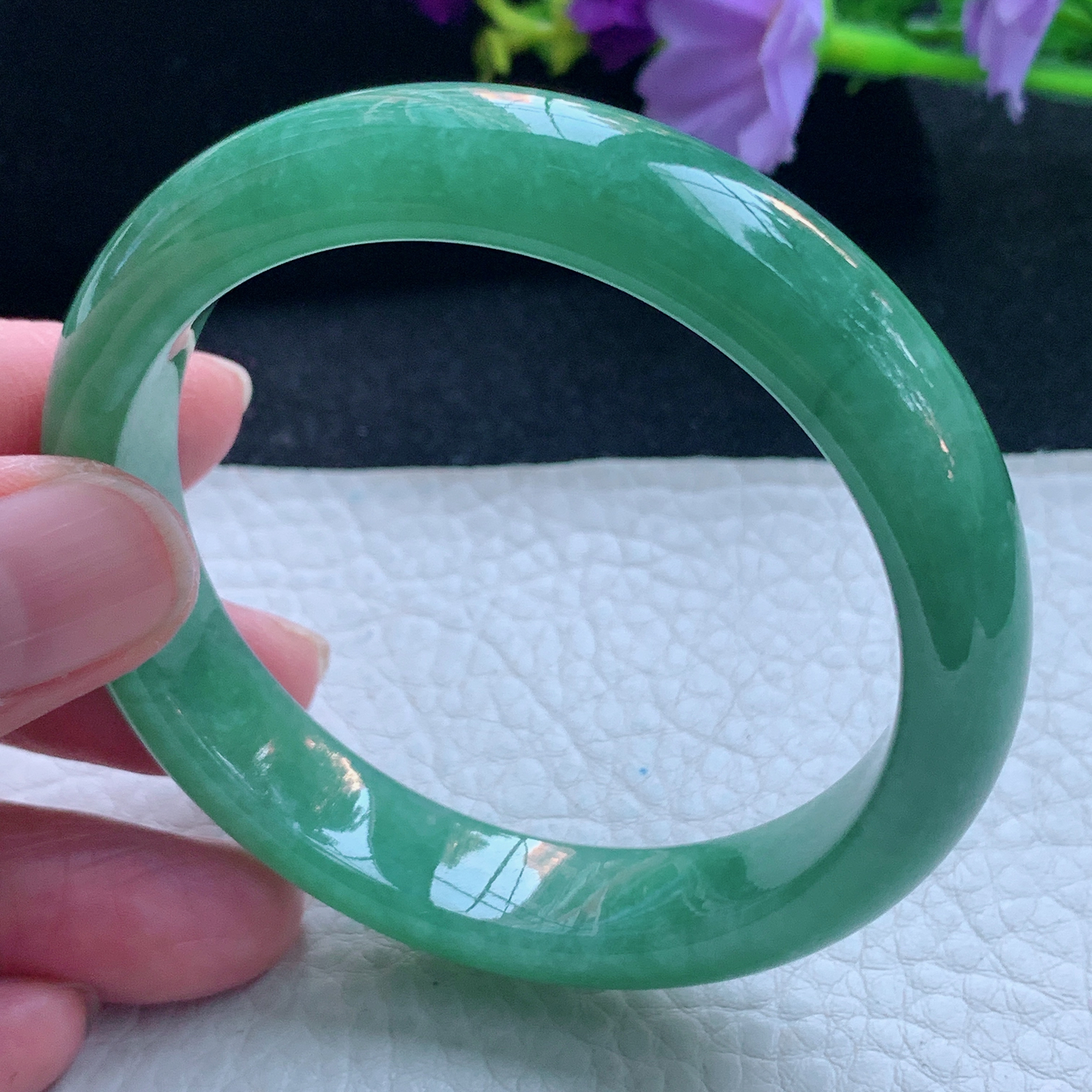 n自然光54.5*12*7.6平安镯 缅甸翡翠玉手镯满绿宽边玉手环 美人镯