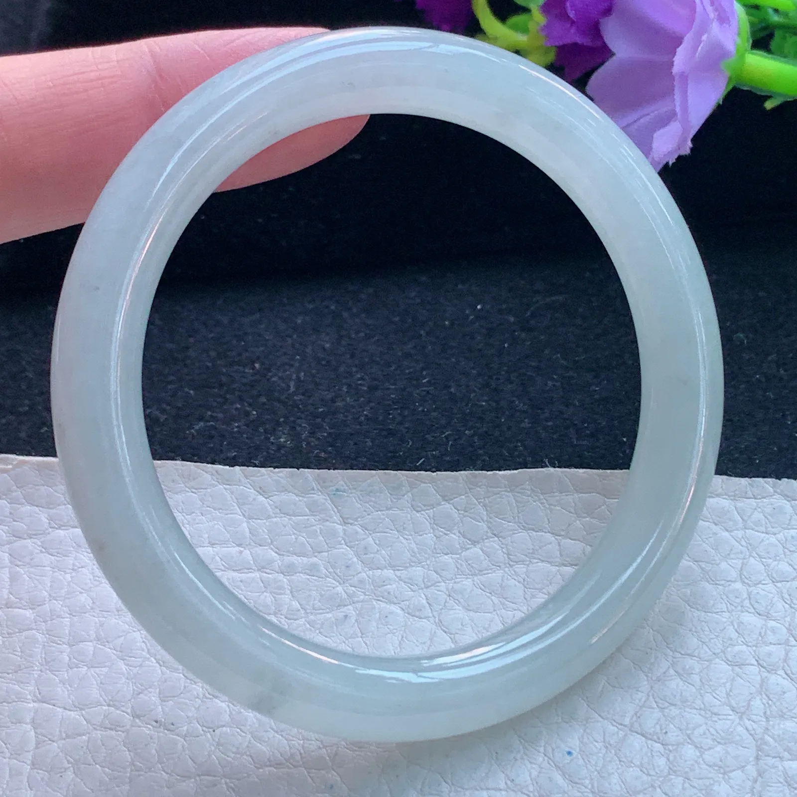 n自然光54*8.2*8.3美人镯 缅甸翡翠玉手镯白月光圆条玉手环 叮当镯