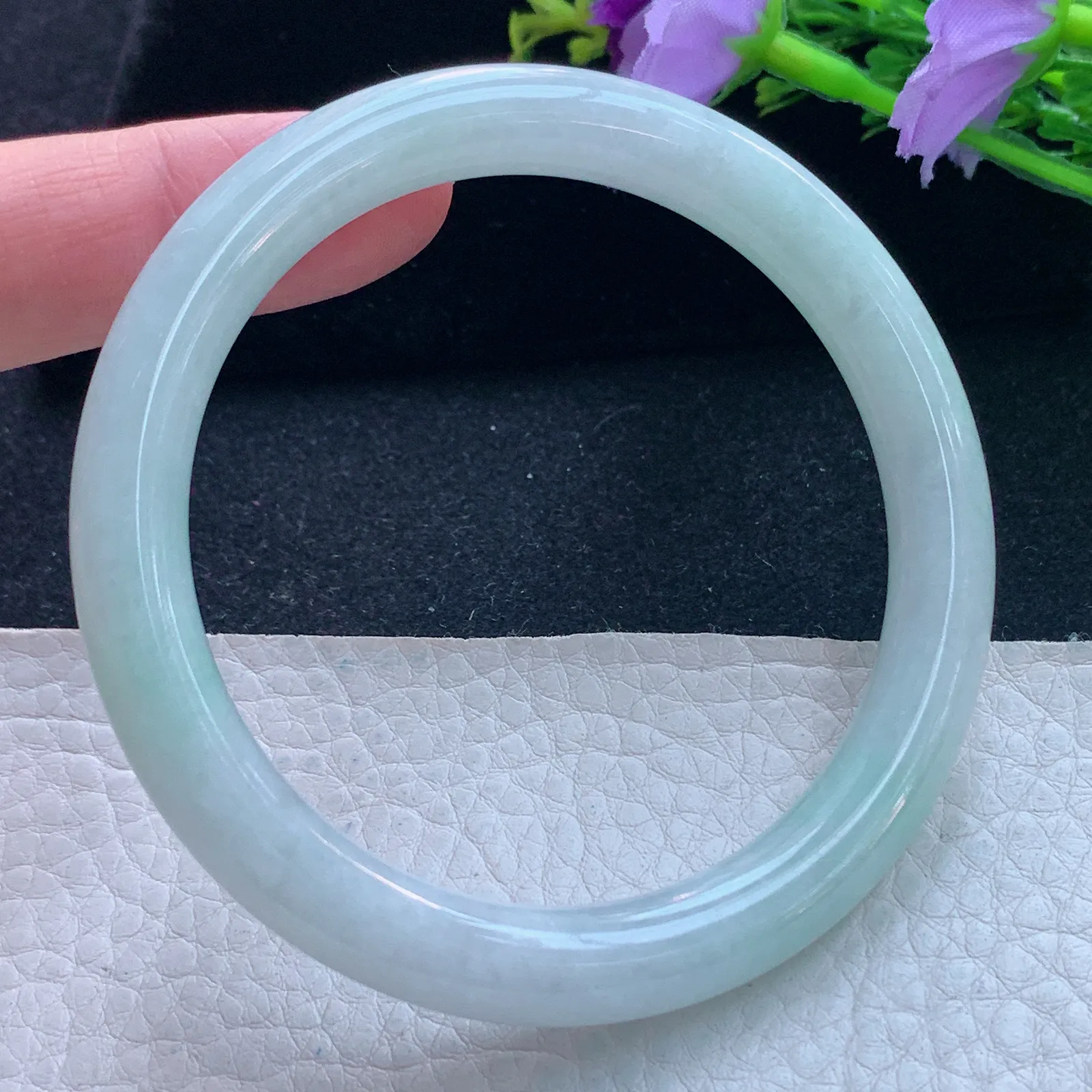 js自然光58*8.5美人镯 缅甸翡翠玉手镯清新圆条玉手环 叮当镯