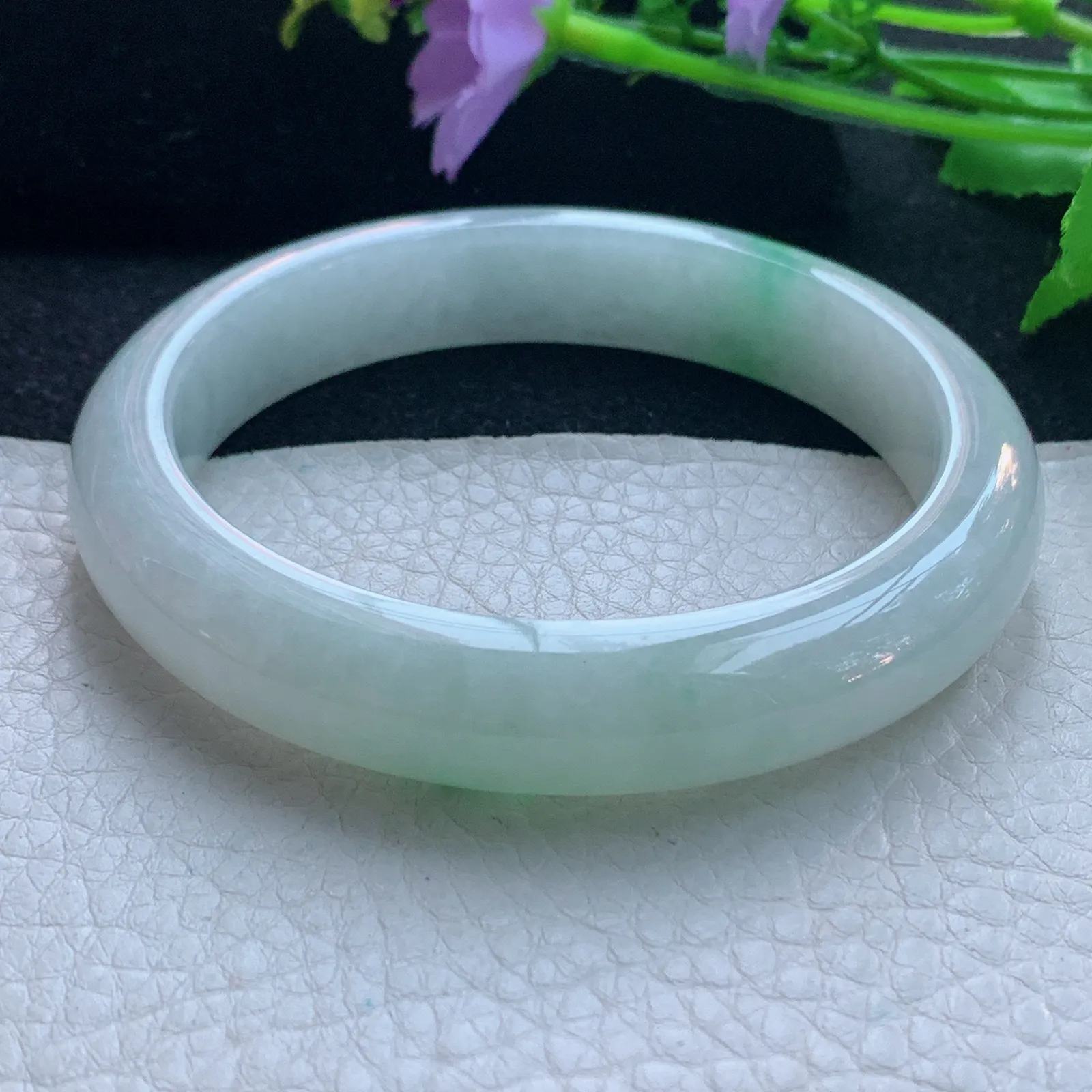 yh大圈口63*12.8*9平安镯 缅甸翡翠玉手镯飘绿宽边玉手环