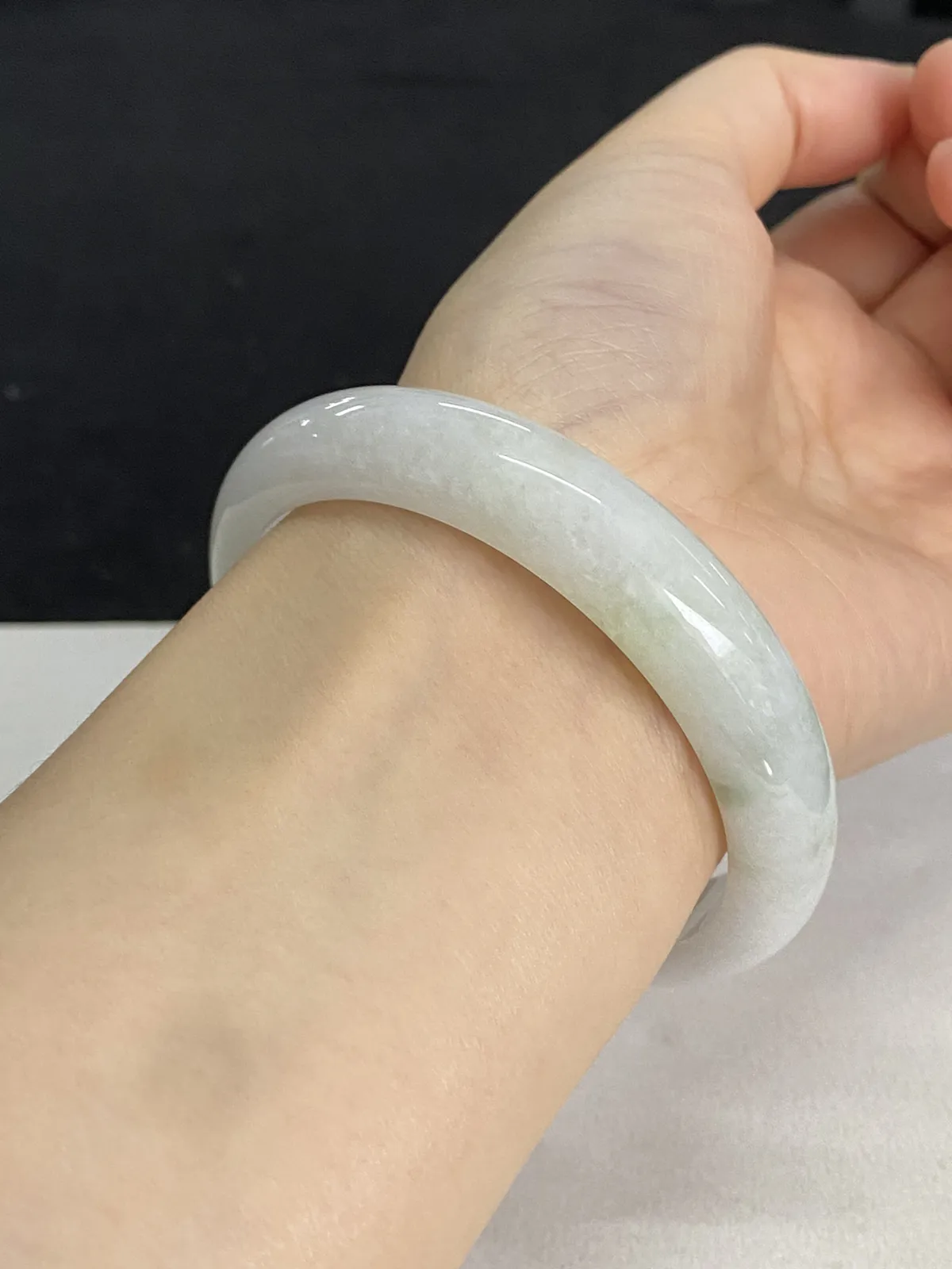 正圈58.4圈口，翡翠手镯