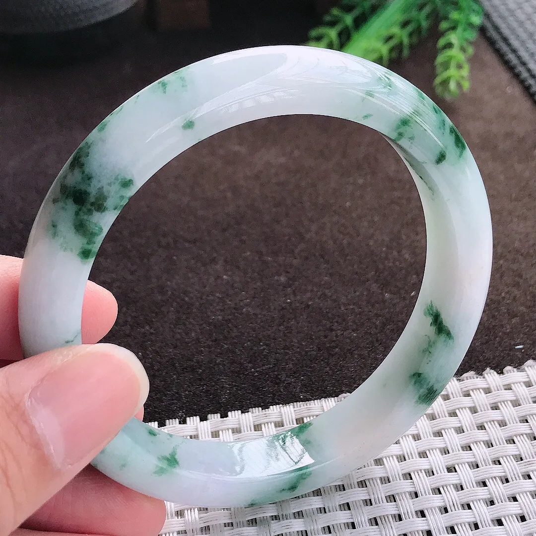 天然a货翡翠62.5/12.3/8.8老坑精美温润大圈口飘花手镯宽边翡翠玉手镯
