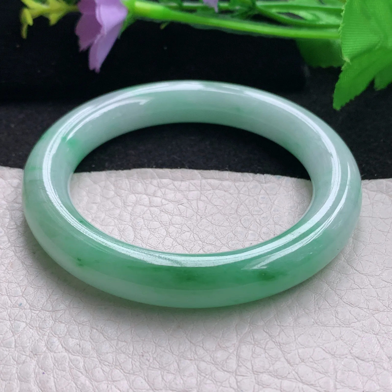 pj自然光53*9.8美人镯 缅甸翡翠玉手镯飘绿清秀圆条玉手环 叮当镯