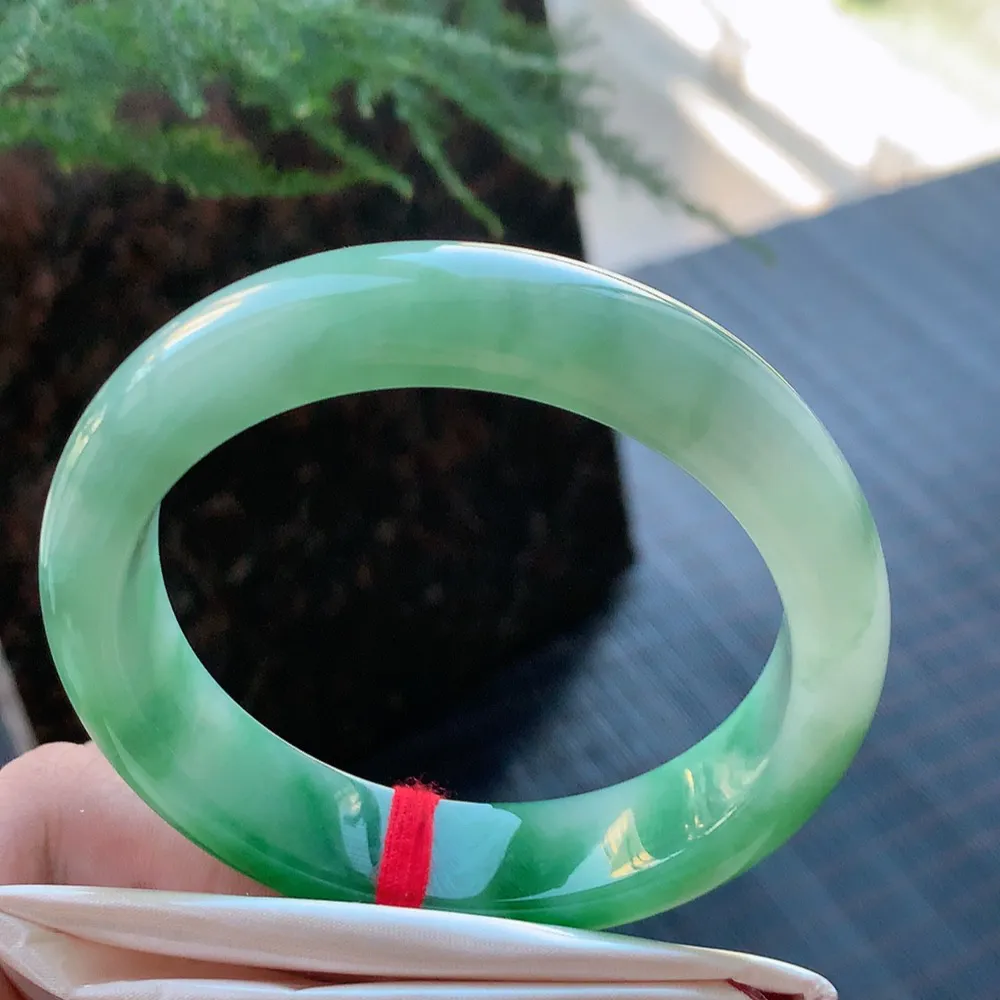 正圈一大节阳绿 无瑕 尺寸:58.1/14.1/8.7 色好🥰🥰