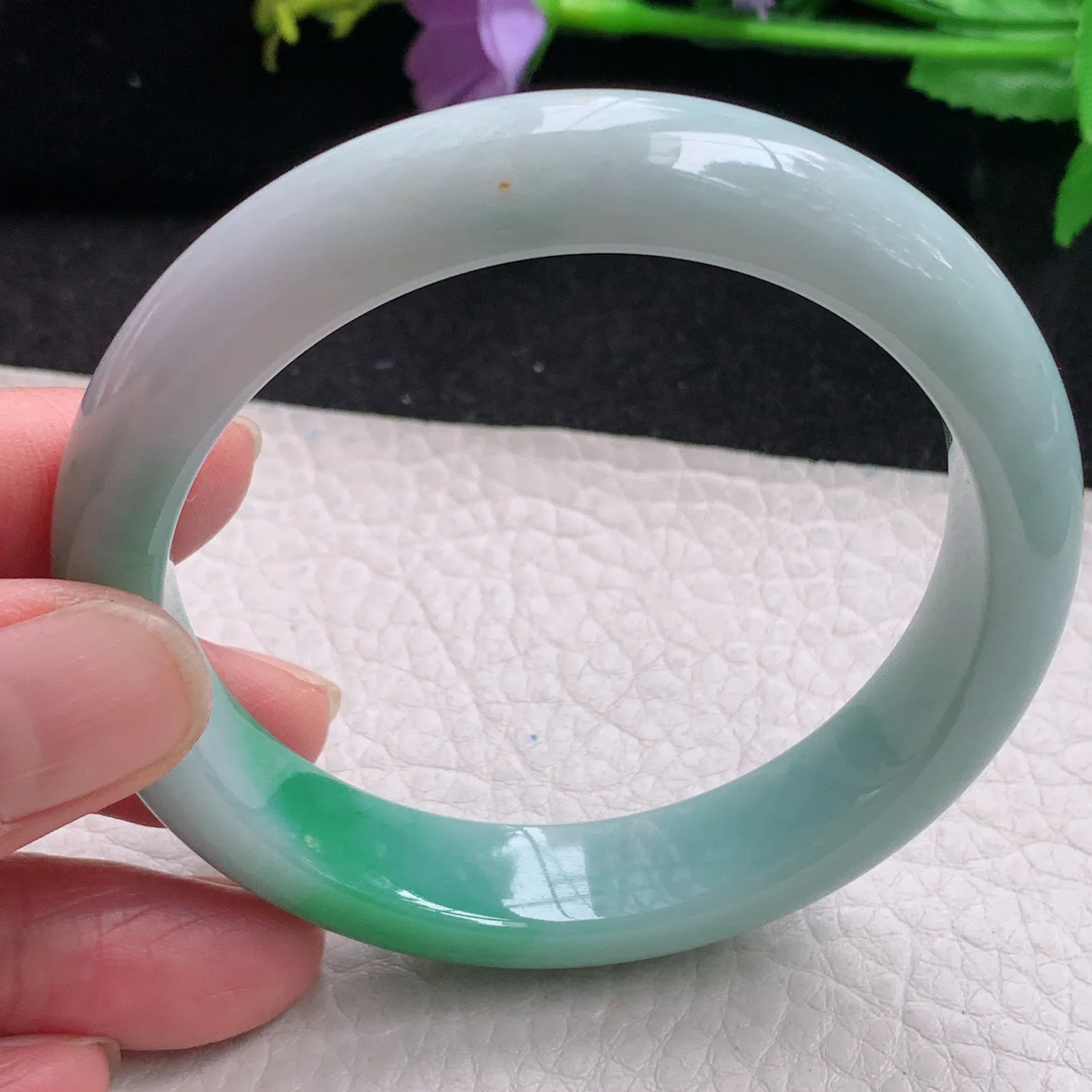 xt自然光56.5*12.5*8.2平安镯 缅甸翡翠玉手镯辣绿宽边玉手环 美人镯