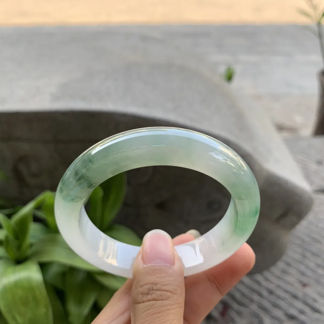 圈口54.8-13.3-8.7 【冰飘绿正圈手镯】正圈54 55可戴