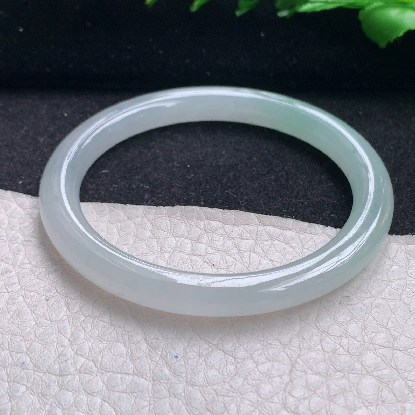 yh小圈口52*6.3*7.3叮当镯镯 缅甸翡翠玉手镯晴美水灵圆条美人镯