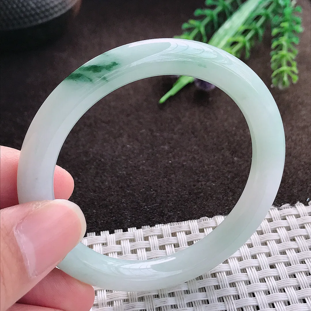 天然a货翡翠52/8.6/8.3老坑冰润起胶飘花圆条手镯翡翠玉手镯