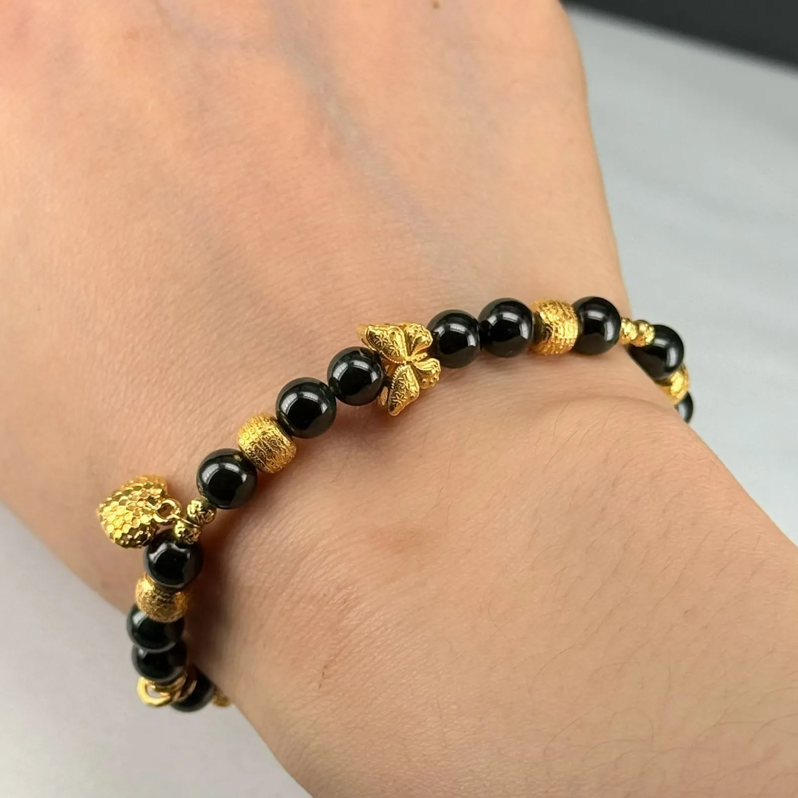 精品18k金盘缠手串 种好色正 黑度极好 打灯通透 油性十足