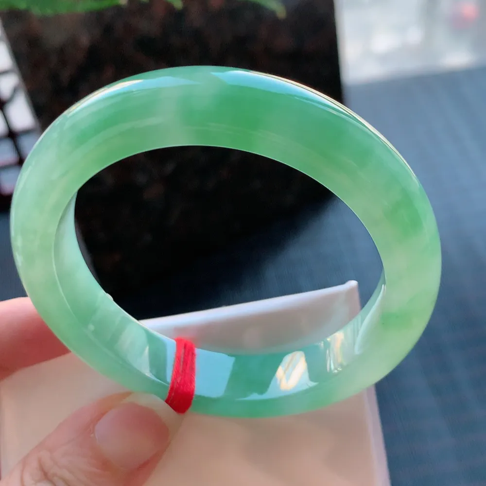 正圈高冰绿 无瑕 尺寸:55.1/12.5/8.5 种色俱佳🥰🥰