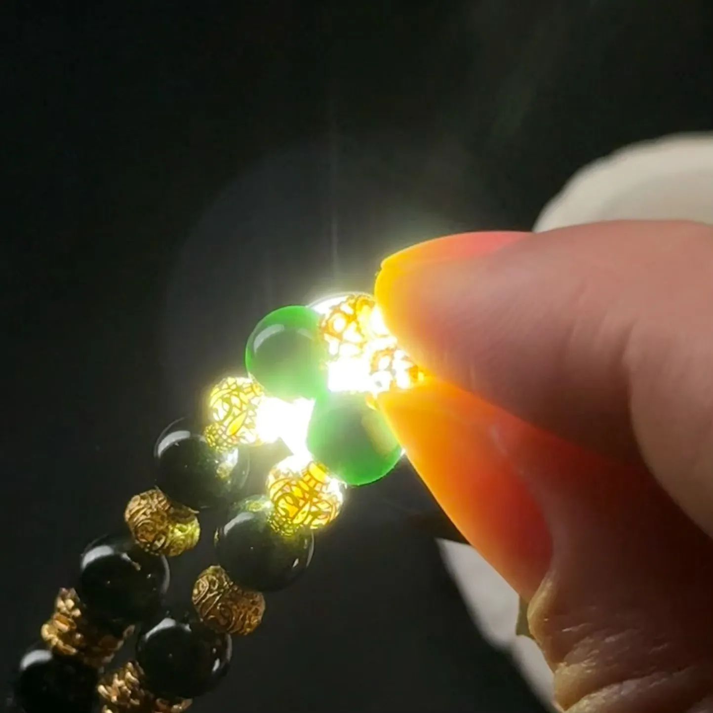 精品18k金盘缠手串 种好色正 黑度极好 打灯通透 油性十足