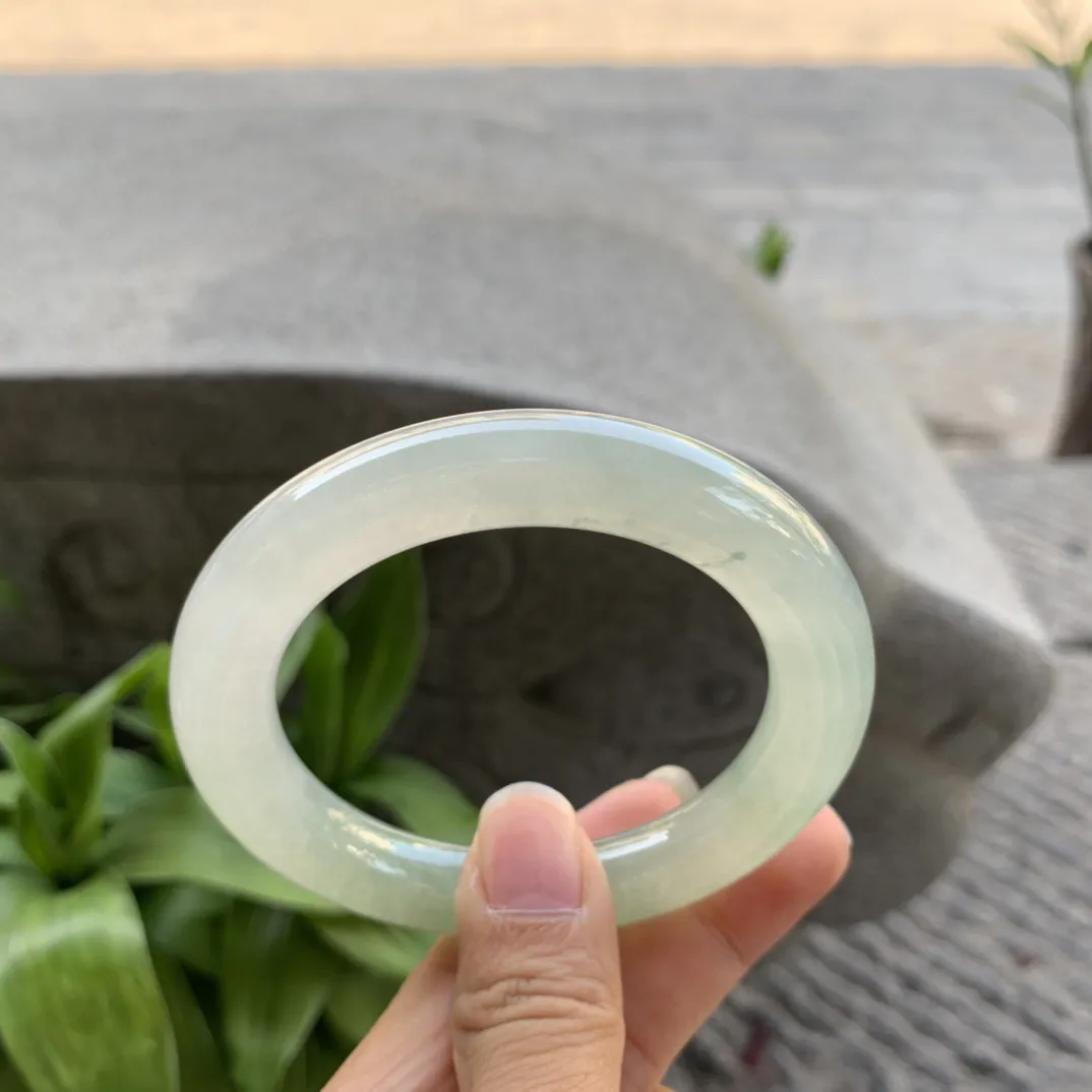 圈口 55.8-11.1【冰黄飘花圆条手镯】圆条55 56可戴