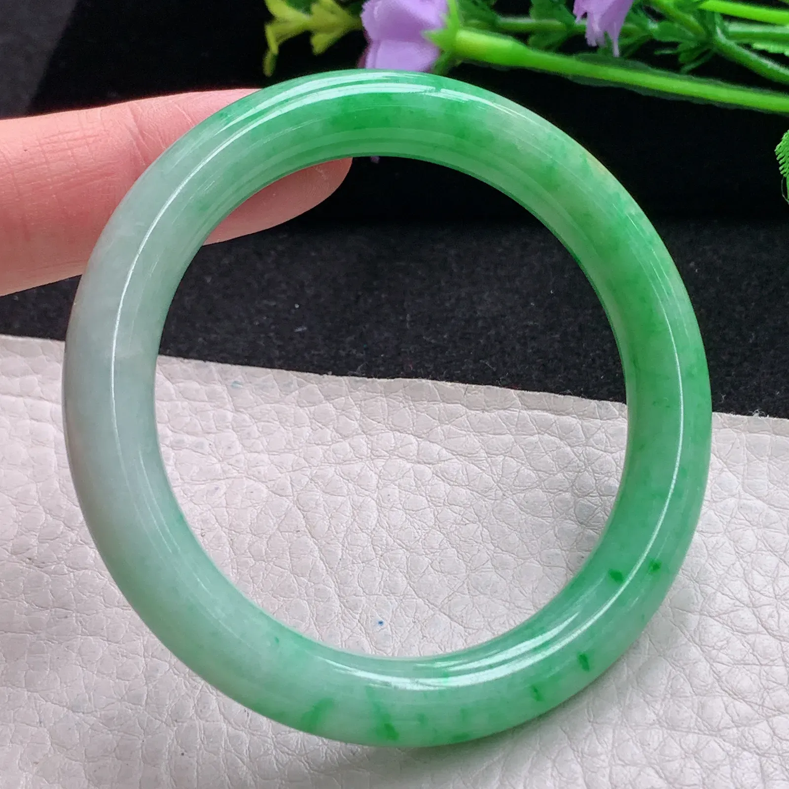 xc小圈口52.3*9.2*8.6美人镯 缅甸翡翠玉手镯辣圆条玉手环