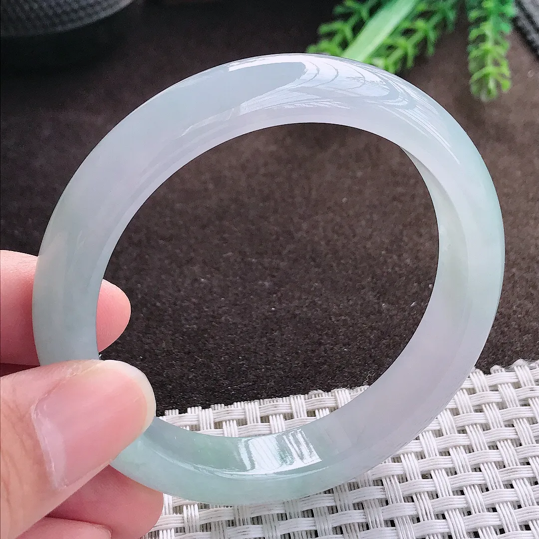 天然a货翡翠56.5/11.8/8.1老坑冰胶果冻冰晴绿手镯宽边翡翠玉手镯