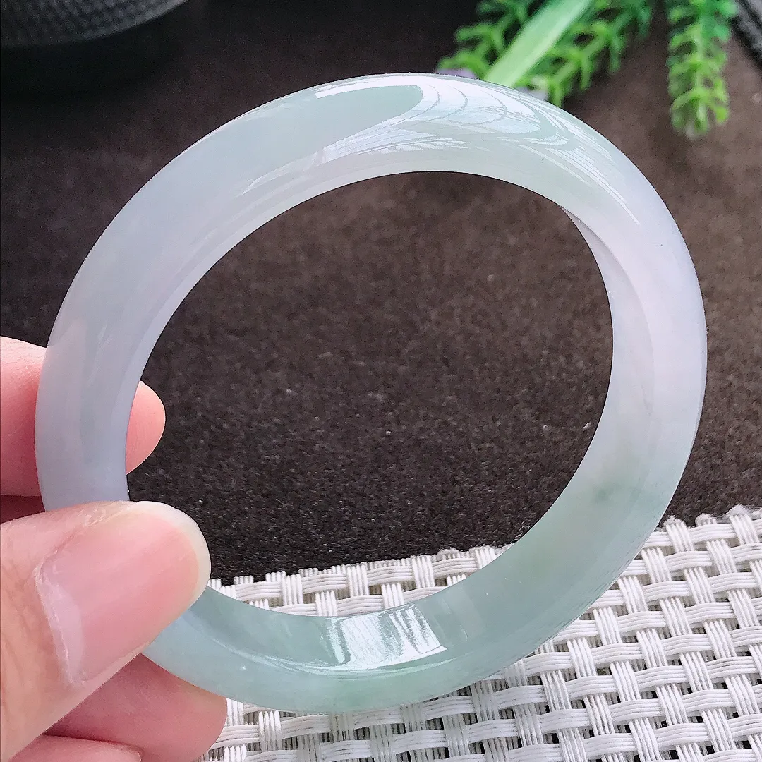 天然a货翡翠56.5/11.8/8.1老坑冰胶果冻冰晴绿手镯宽边翡翠玉手镯