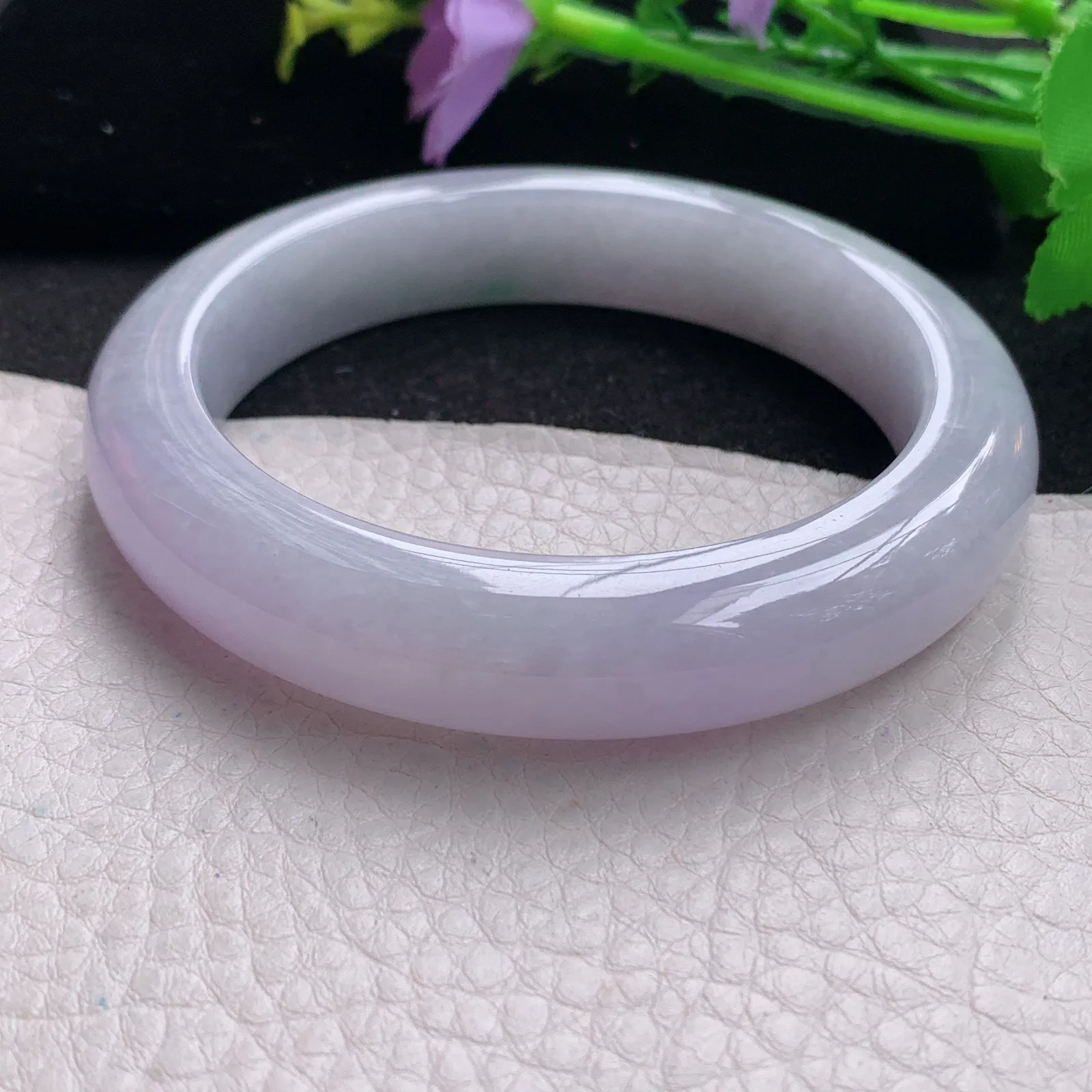 xc自然光56.8*13.6*7.4平安镯 缅甸翡翠玉手镯春带彩甜美宽边玉手环