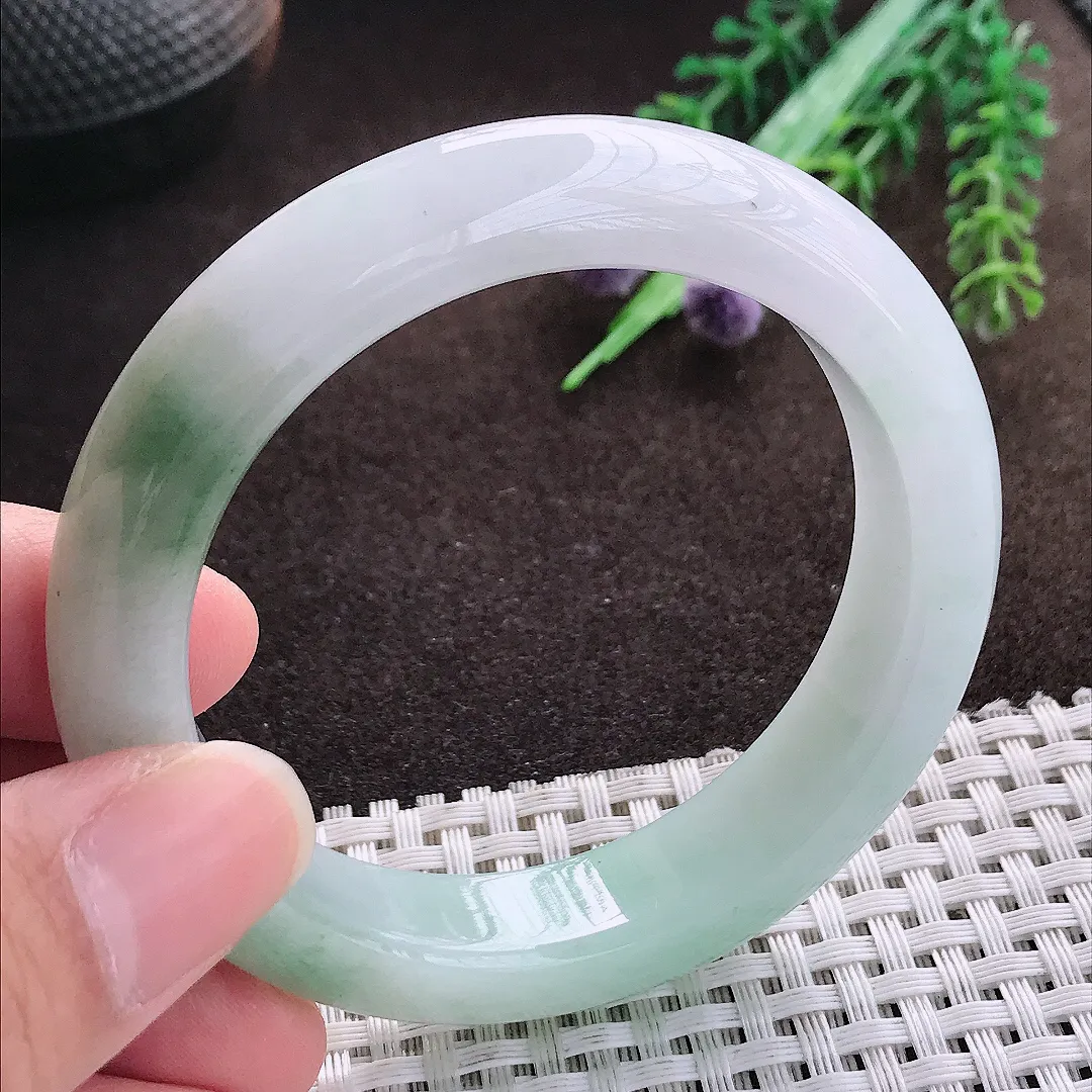 天然a货翡翠53.5/12.4/8.9老坑精美温润飘花手镯宽边翡翠玉手镯