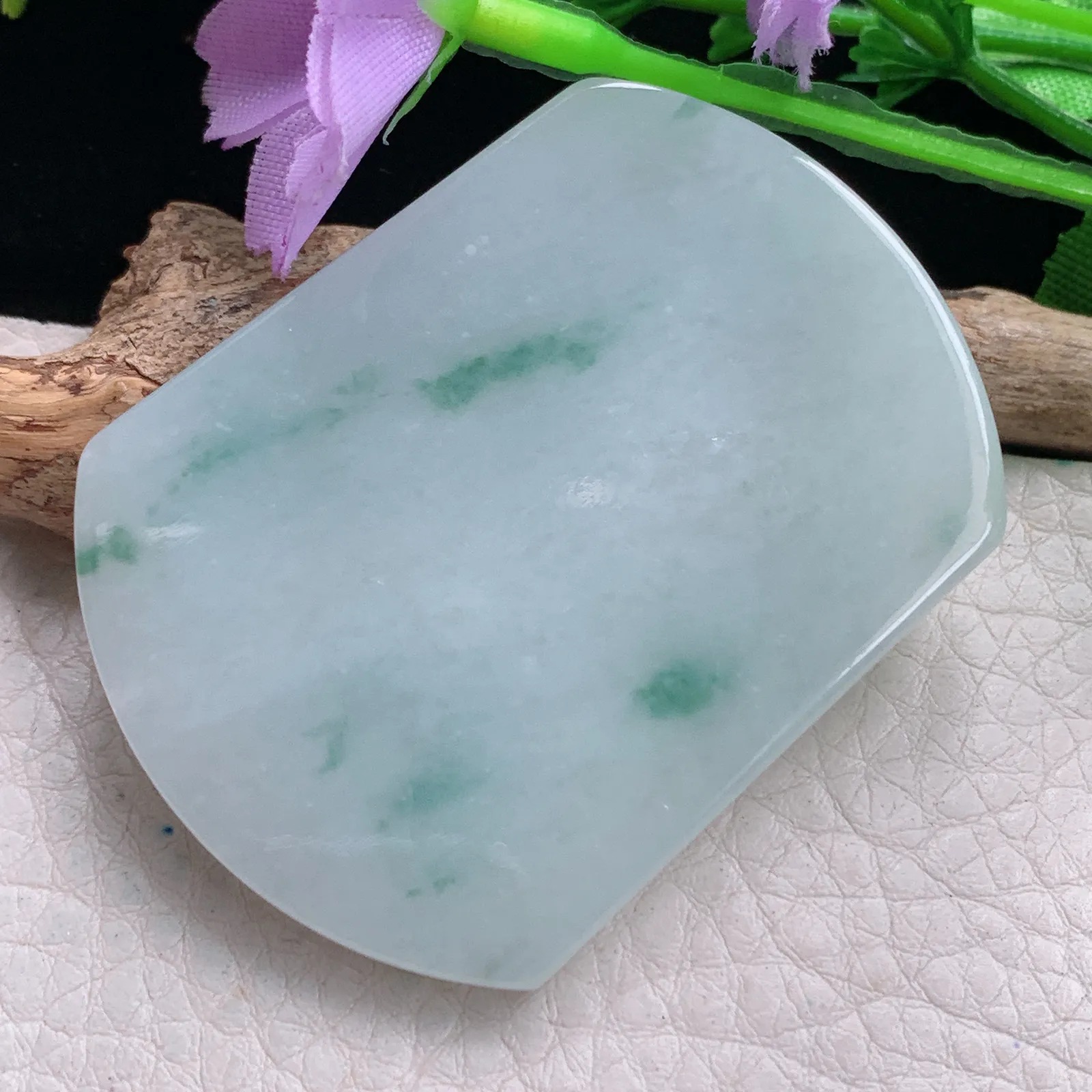 zen自然光54.8*41.2*5.7天然缅甸翡翠飘花平安无事牌玉吊坠 玉挂件