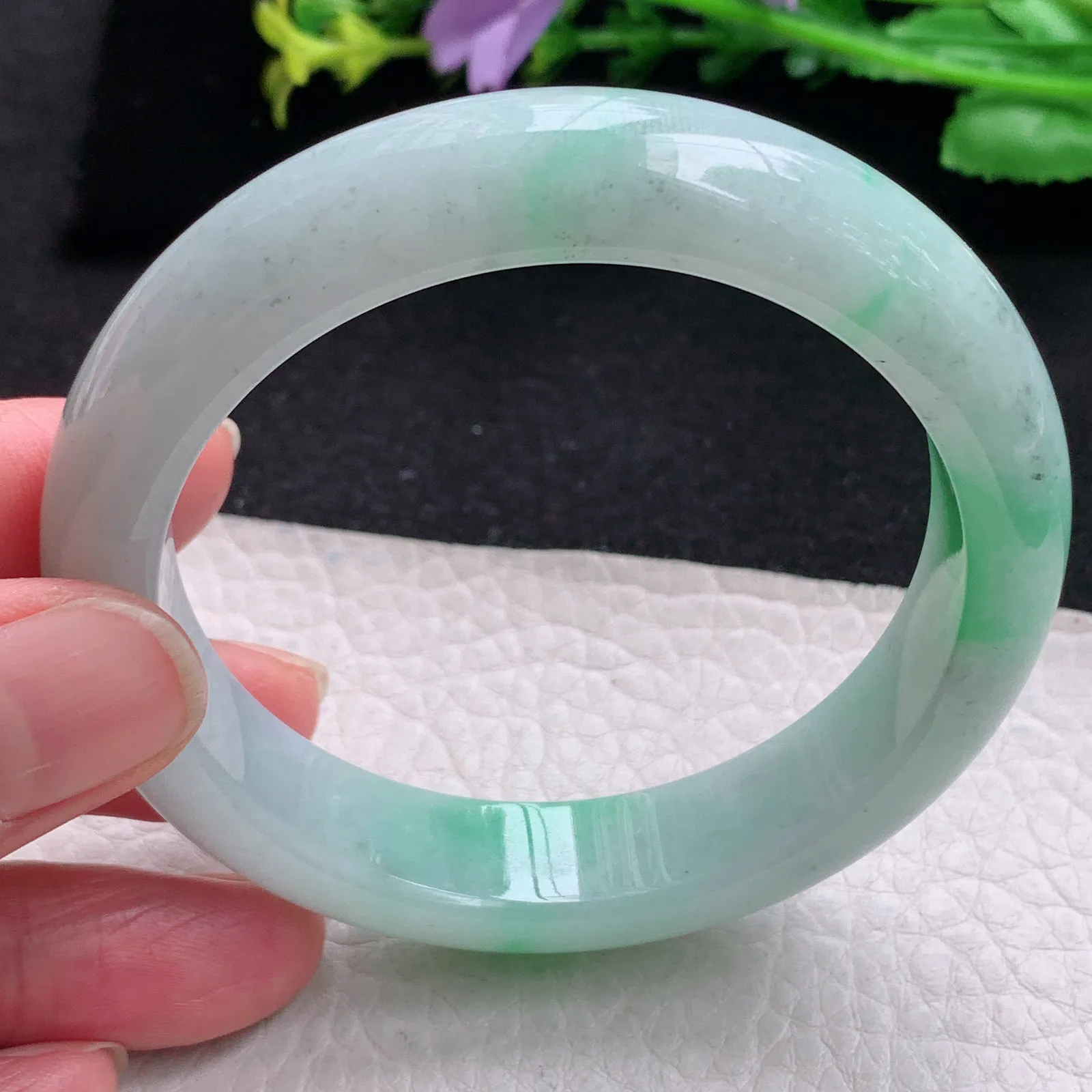 yh自然光56*13.5*8.5平安镯 缅甸翡翠玉手镯飘阳绿厚装玉手环