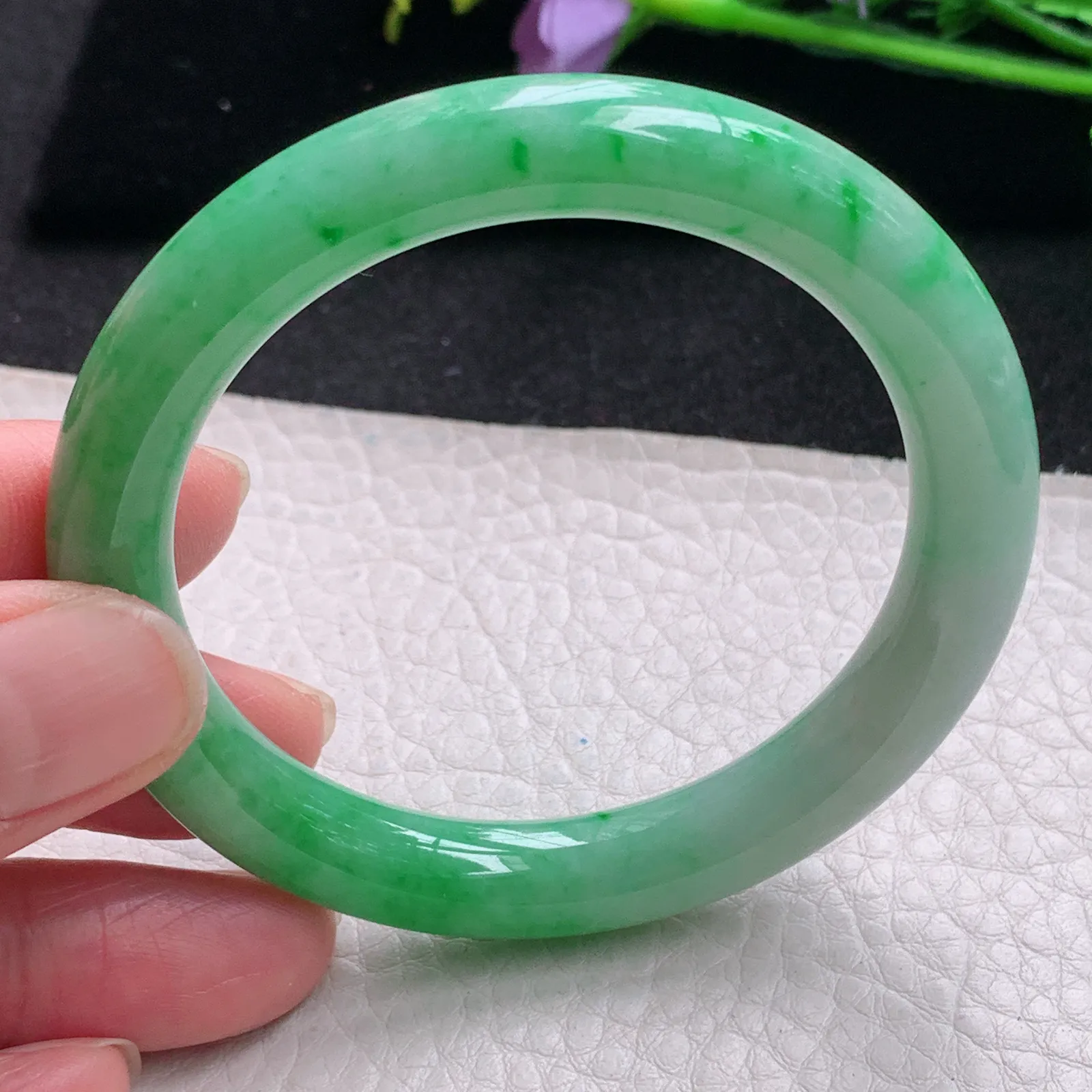 xc小圈口52.3*9.2*8.6美人镯 缅甸翡翠玉手镯辣圆条玉手环