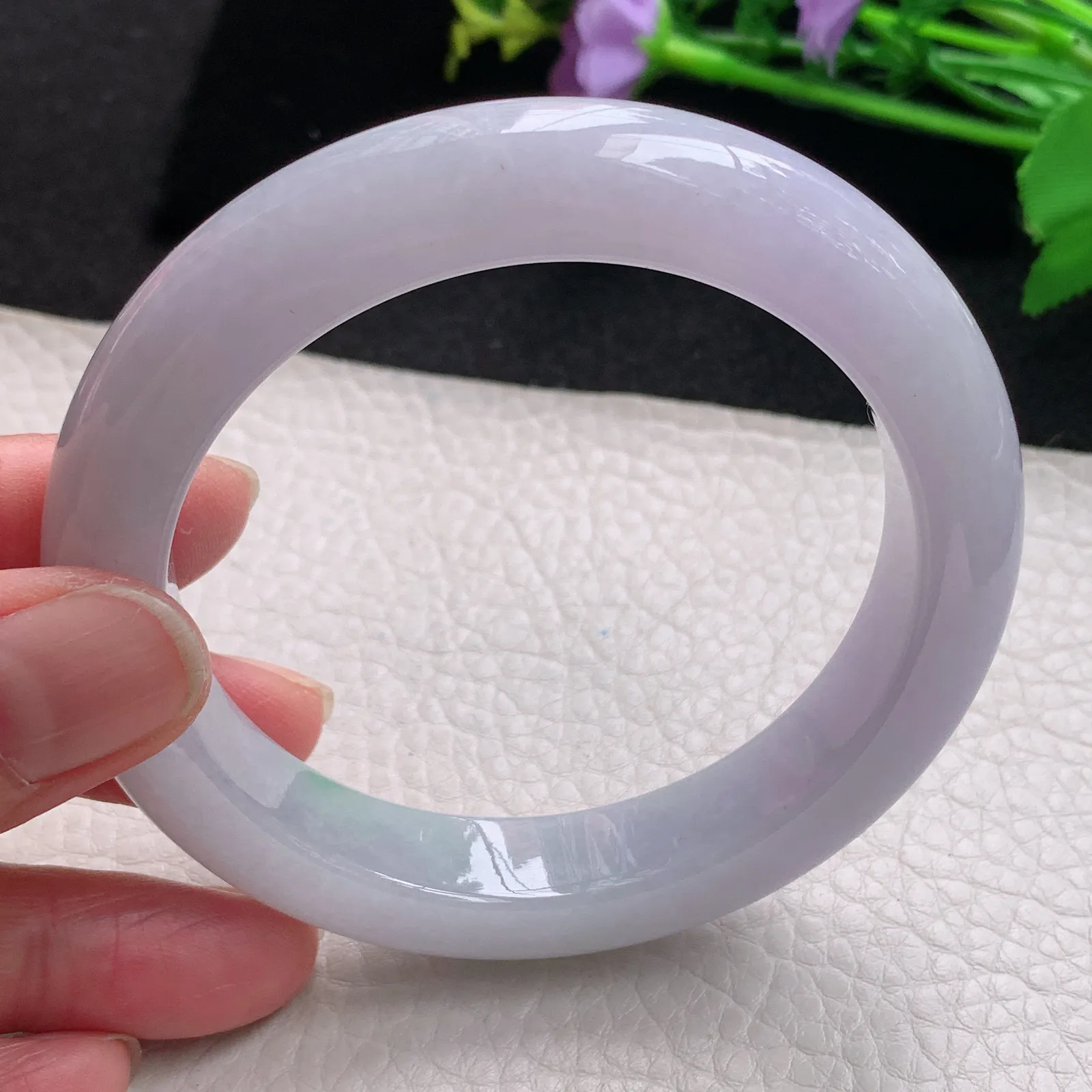 xc自然光56.8*13.6*7.4平安镯 缅甸翡翠玉手镯春带彩甜美宽边玉手环