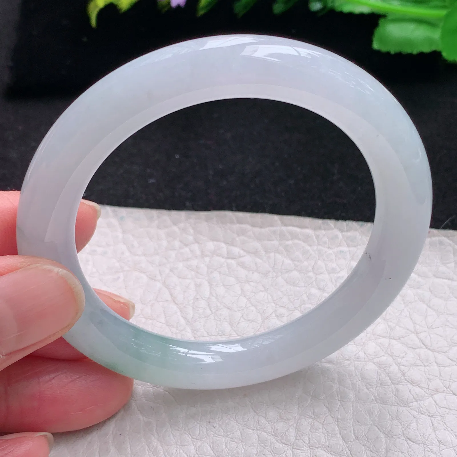 yh自然光53*8.8*9.3美人镯 缅甸翡翠玉手镯冰润飘花圆条玉手环 叮当镯