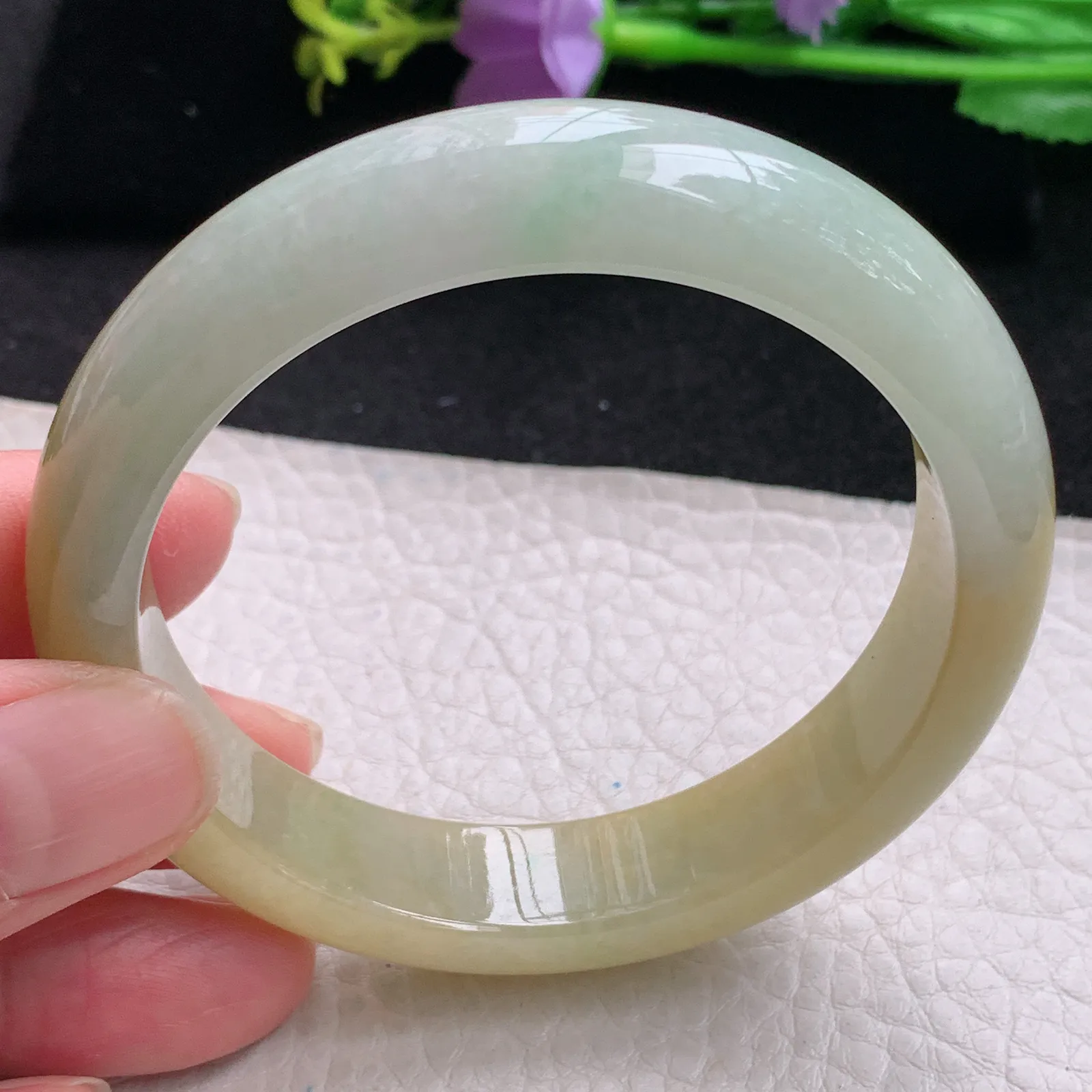 z自然光56*13*.2招财镯 缅甸翡翠玉手镯冰黄半山水宽边玉手环 美人镯