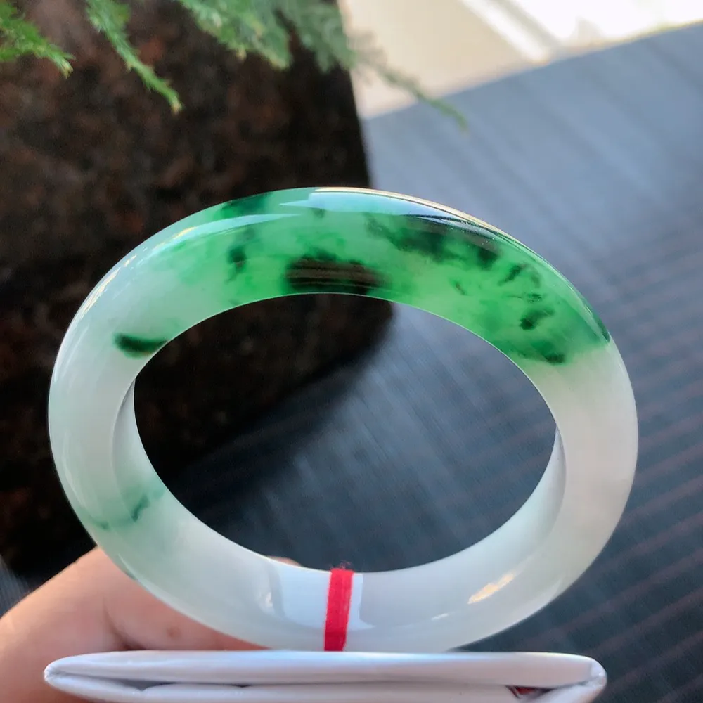 正圈冰绿 无瑕 尺寸:56.7/12.1/9.3 色好