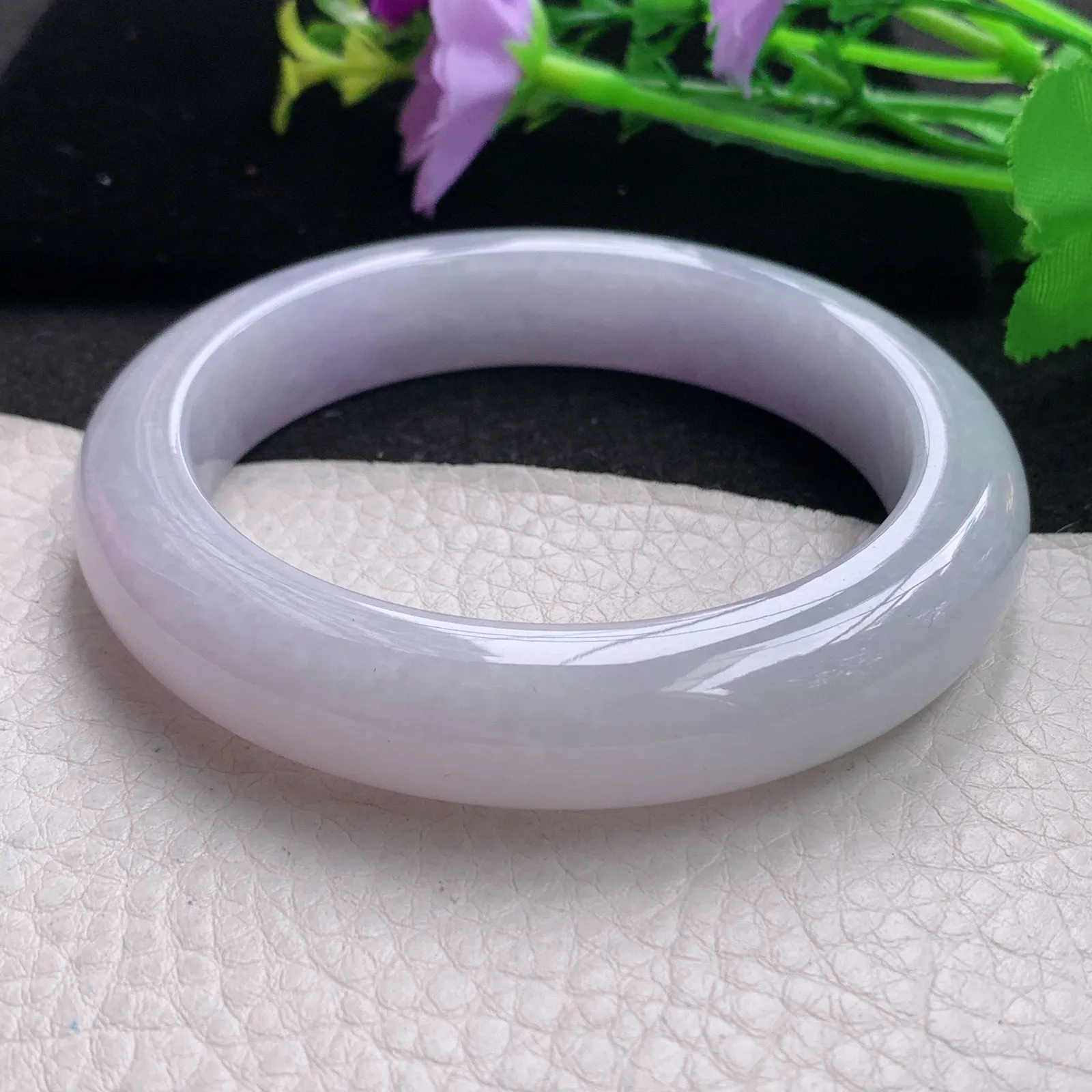 xc自然光56.8*13.6*7.4平安镯 缅甸翡翠玉手镯春带彩甜美宽边玉手环