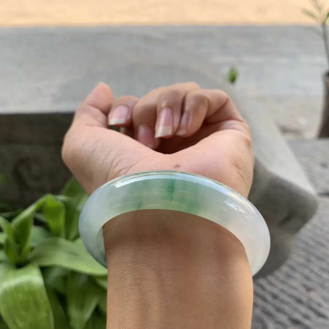 圈口54.8-13.3-8.7 【冰飘绿正圈手镯】正圈54 55可戴