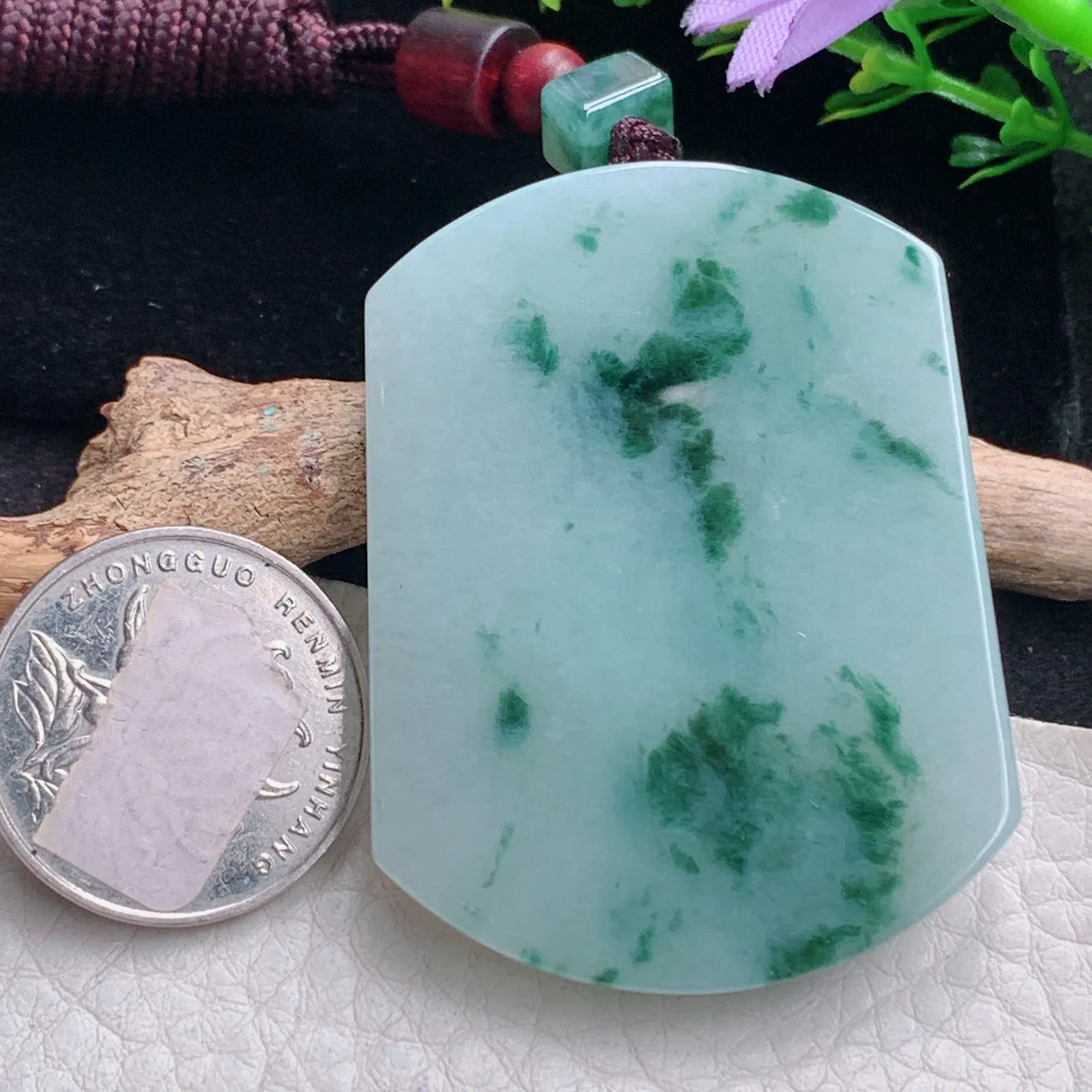 zen自然光52.5*40*5.8天然缅甸翡翠飘获平安无事牌玉吊坠 玉挂件