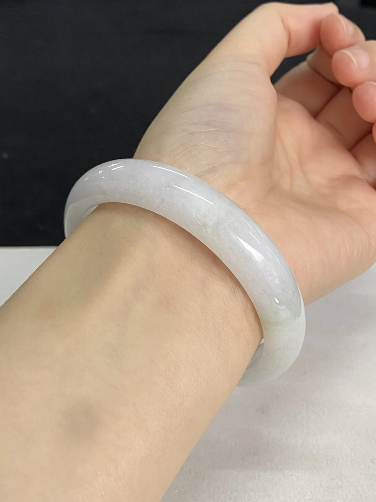 正圈58.4圈口，翡翠手镯