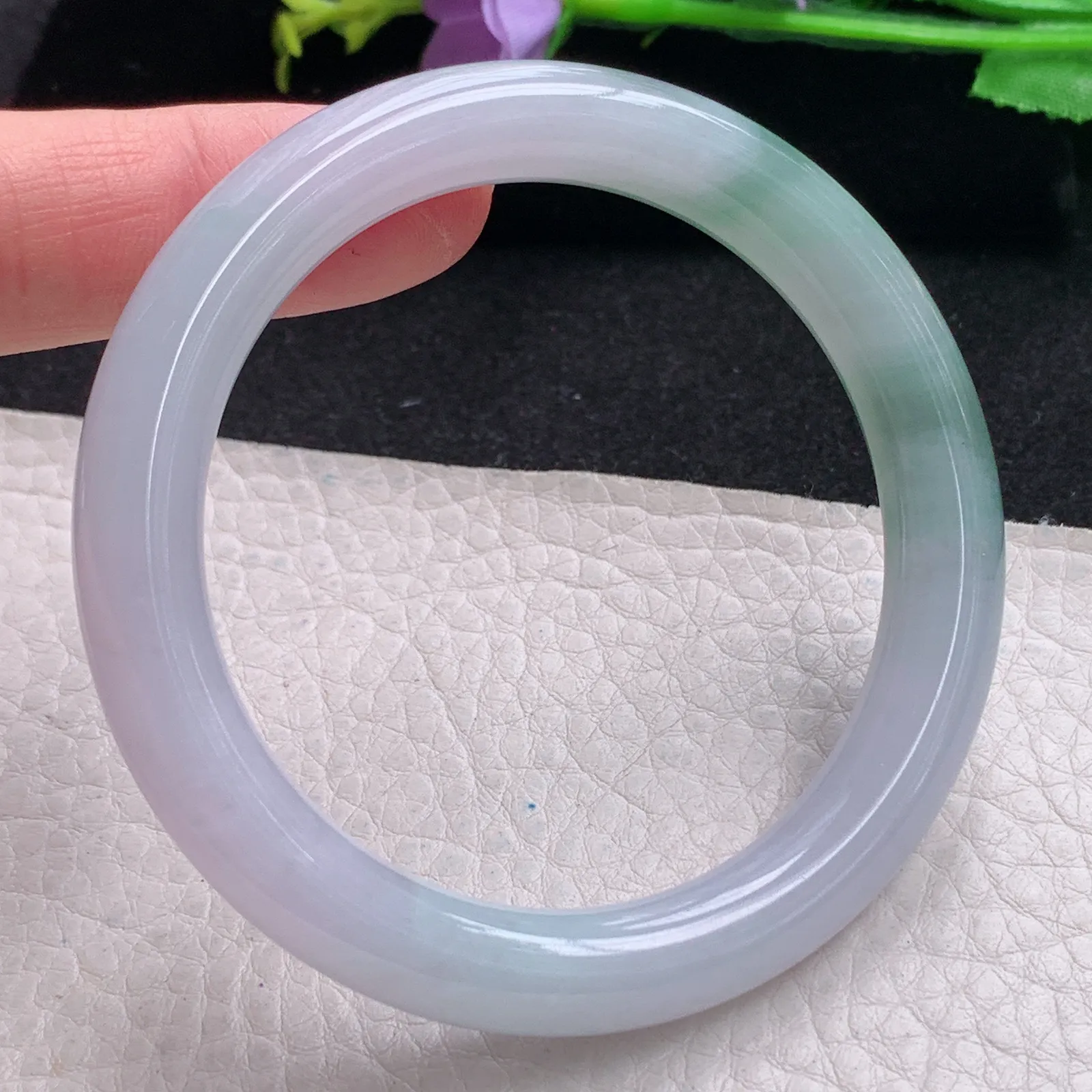 z自然光54*9.2*9美人镯 缅甸翡翠玉手镯飘花秀气圆条玉手环 叮当镯