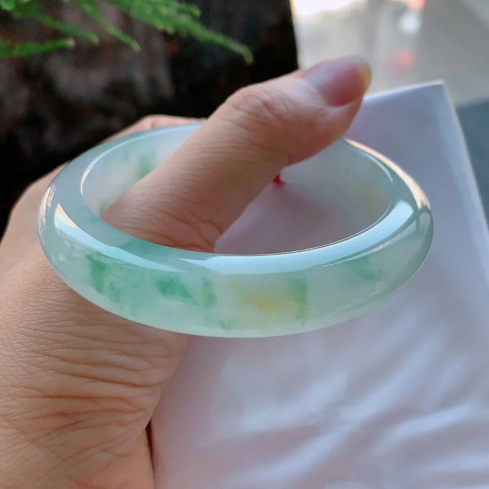 正圈高冰黄翡飘花 无瑕 尺寸:56.1/12.7/8.5 种色俱佳