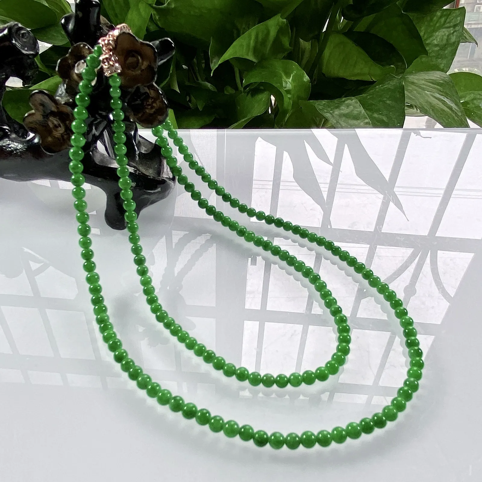 缅甸天然翡翠A货，卡3.5冰润满绿阳绿小米珠小圆珠项链手链，尺寸：3.5mm/172颗，长度590m
