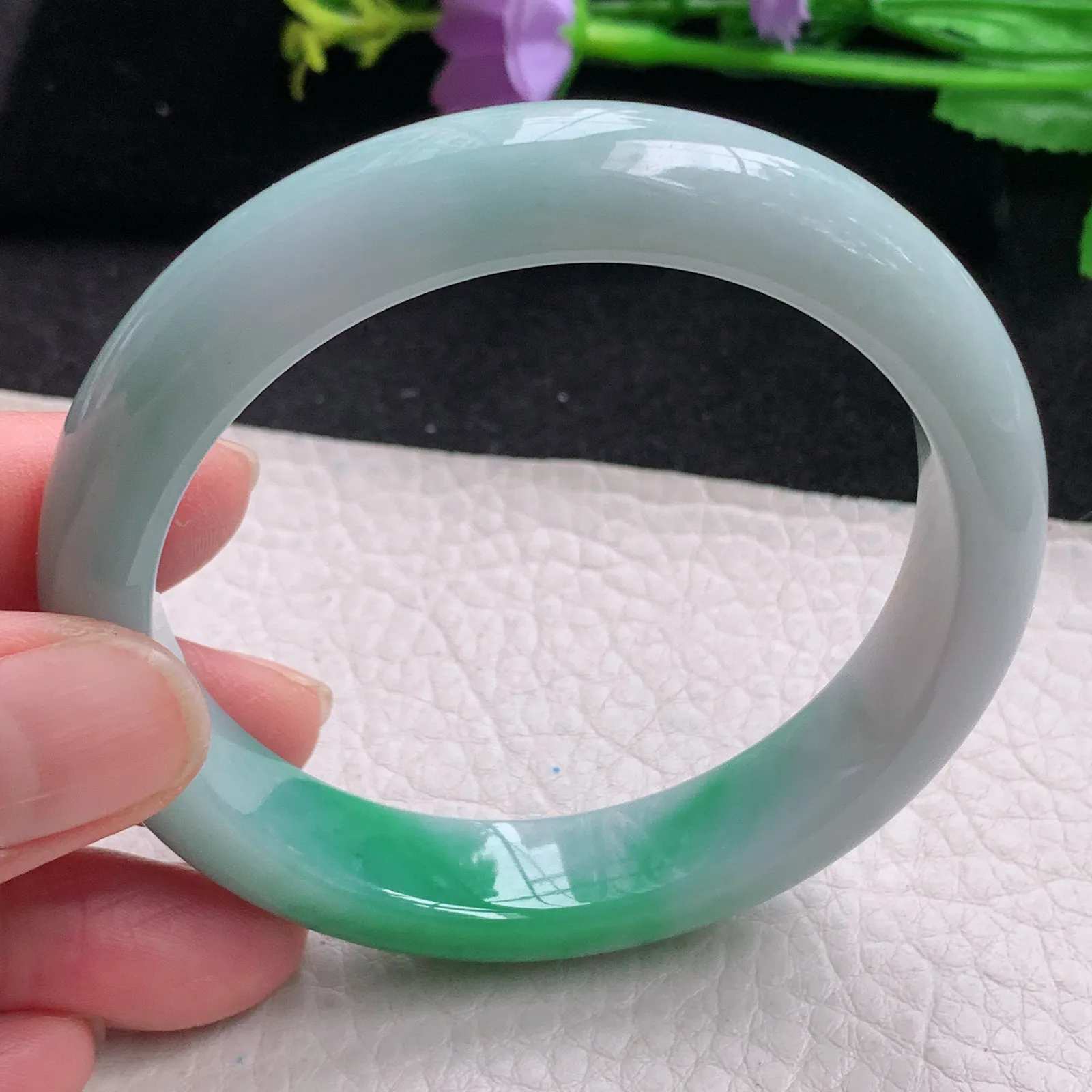 xt自然光56.5*12.5*8.2平安镯 缅甸翡翠玉手镯辣绿宽边玉手环 美人镯