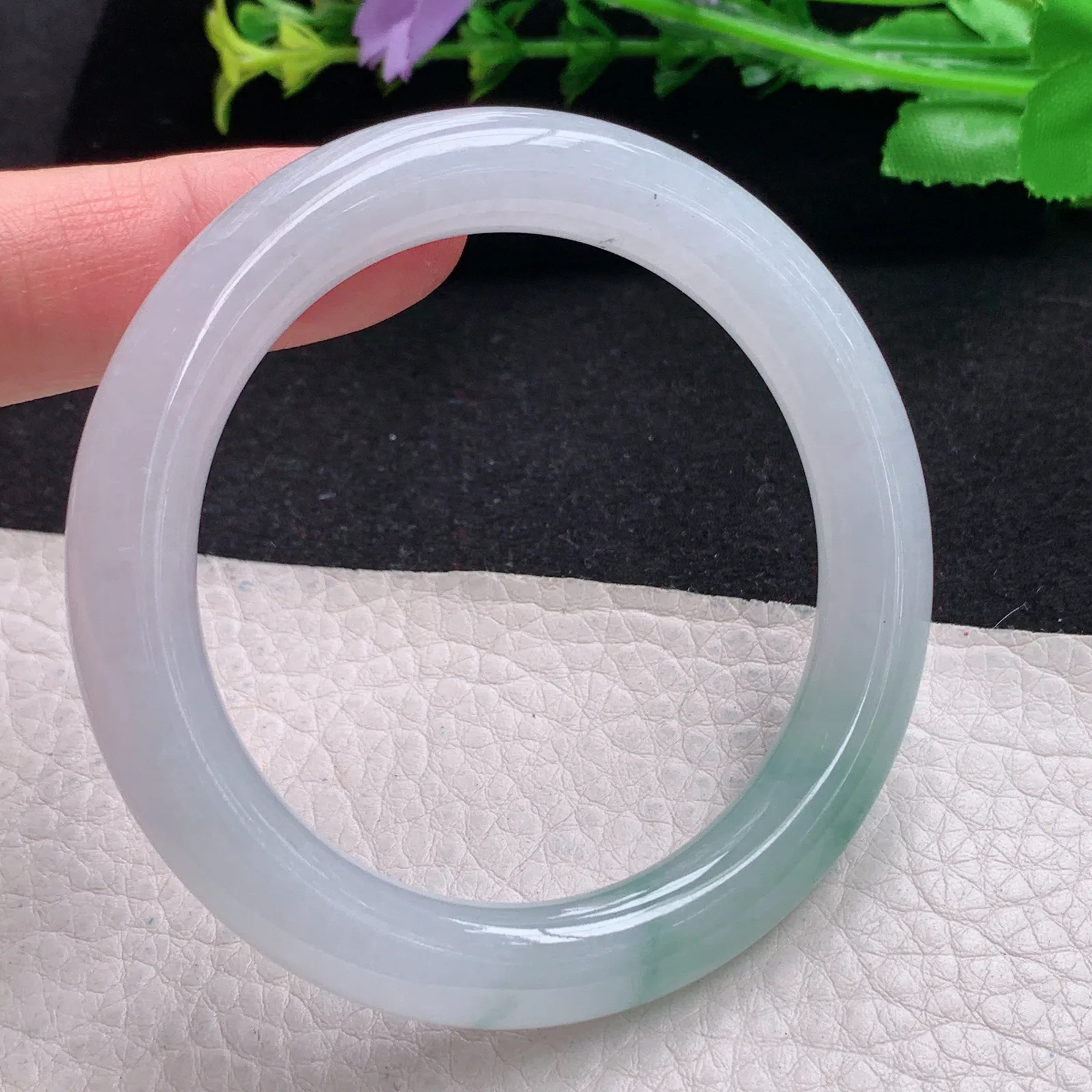 yh自然光53*8.8*9.3美人镯 缅甸翡翠玉手镯冰润飘花圆条玉手环 叮当镯