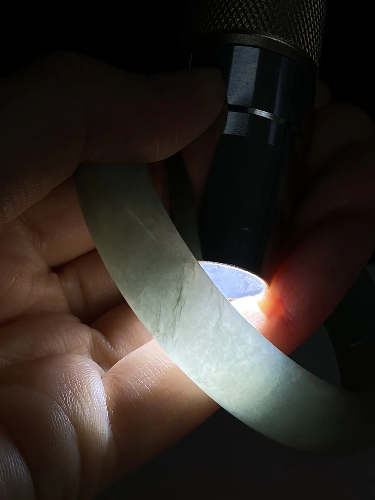 正圈59.3圈口，翡翠糯化种飘绿手镯