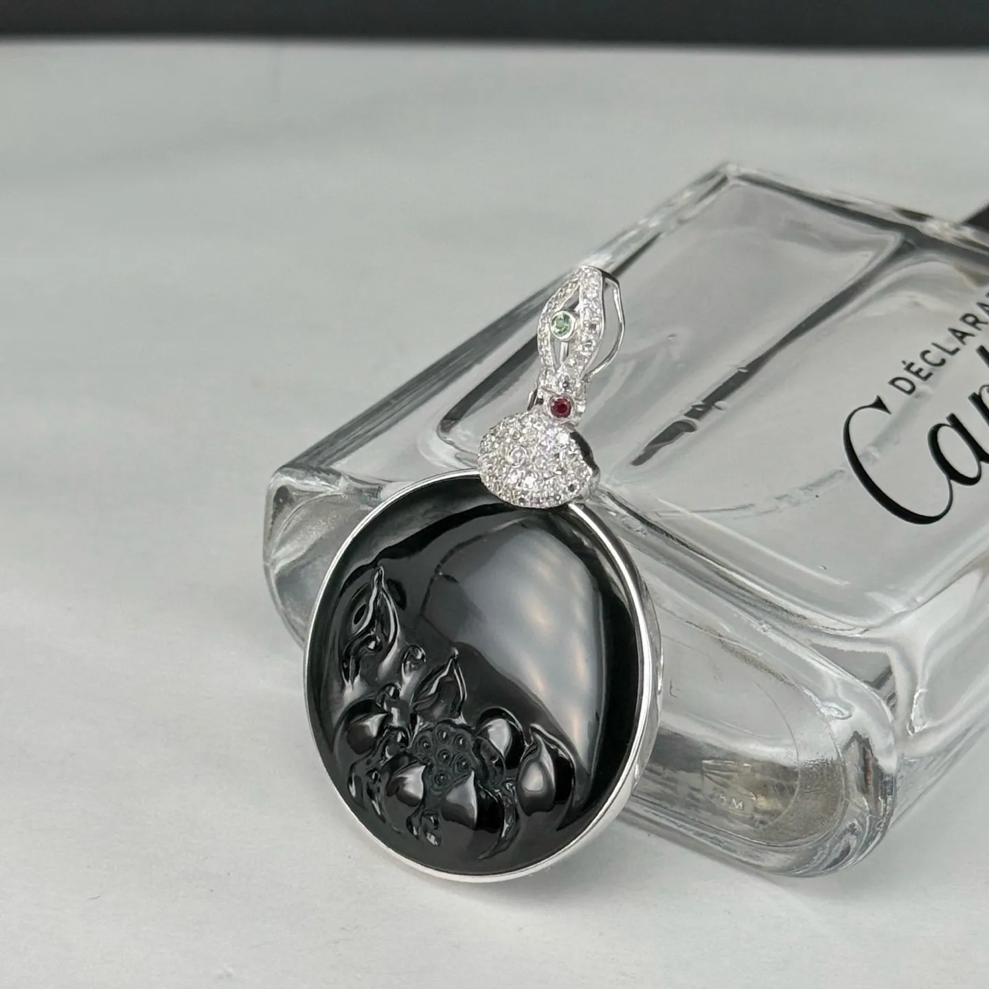 精品铂金墨翠荷花仿古牌 种好色正 黑度极好 打灯通透 尺寸50.3