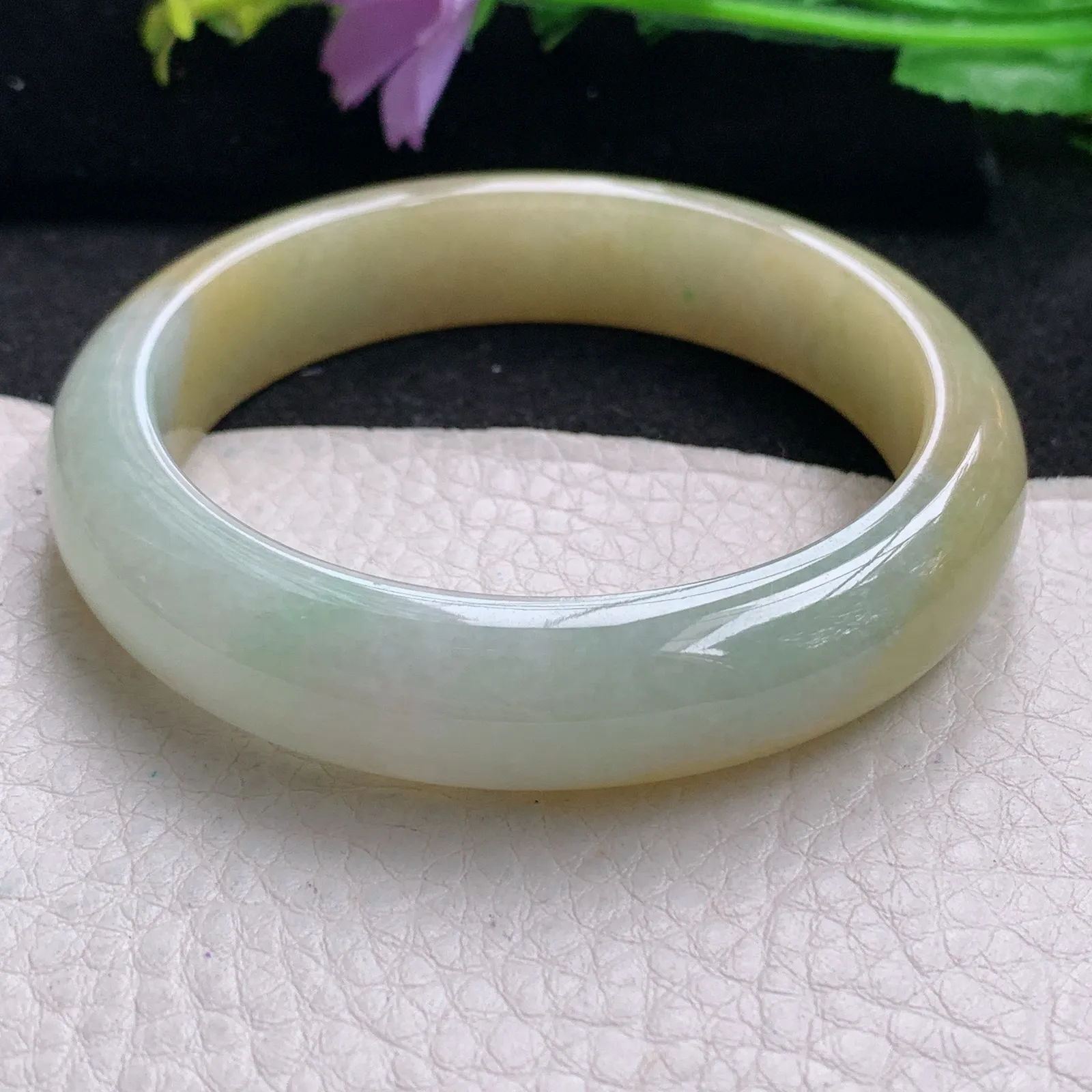 z自然光56*13*.2招财镯 缅甸翡翠玉手镯冰黄半山水宽边玉手环 美人镯