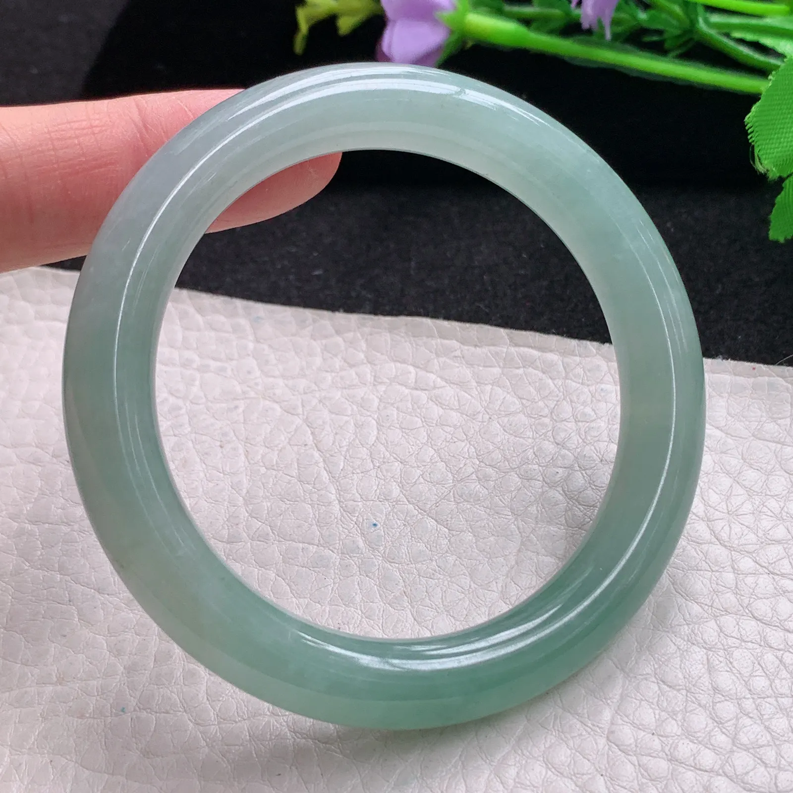 xc自然光54*9.6*9.4美人镯 缅甸翡翠玉手镯冰晴水灵圆条玉手环