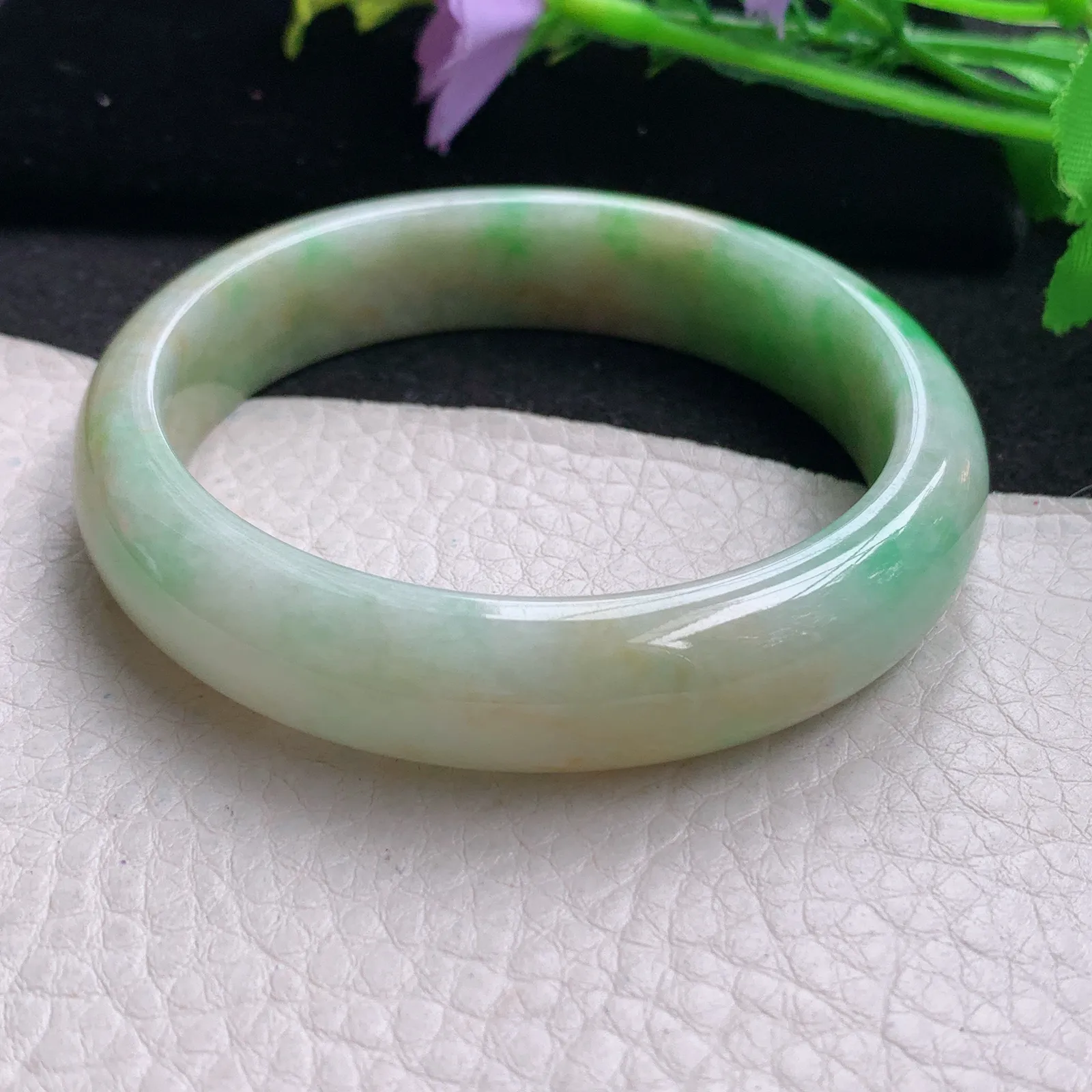 xx自然光57*13*7.5平安镯 缅甸翡翠玉手镯黄加绿高雅宽边玉手环