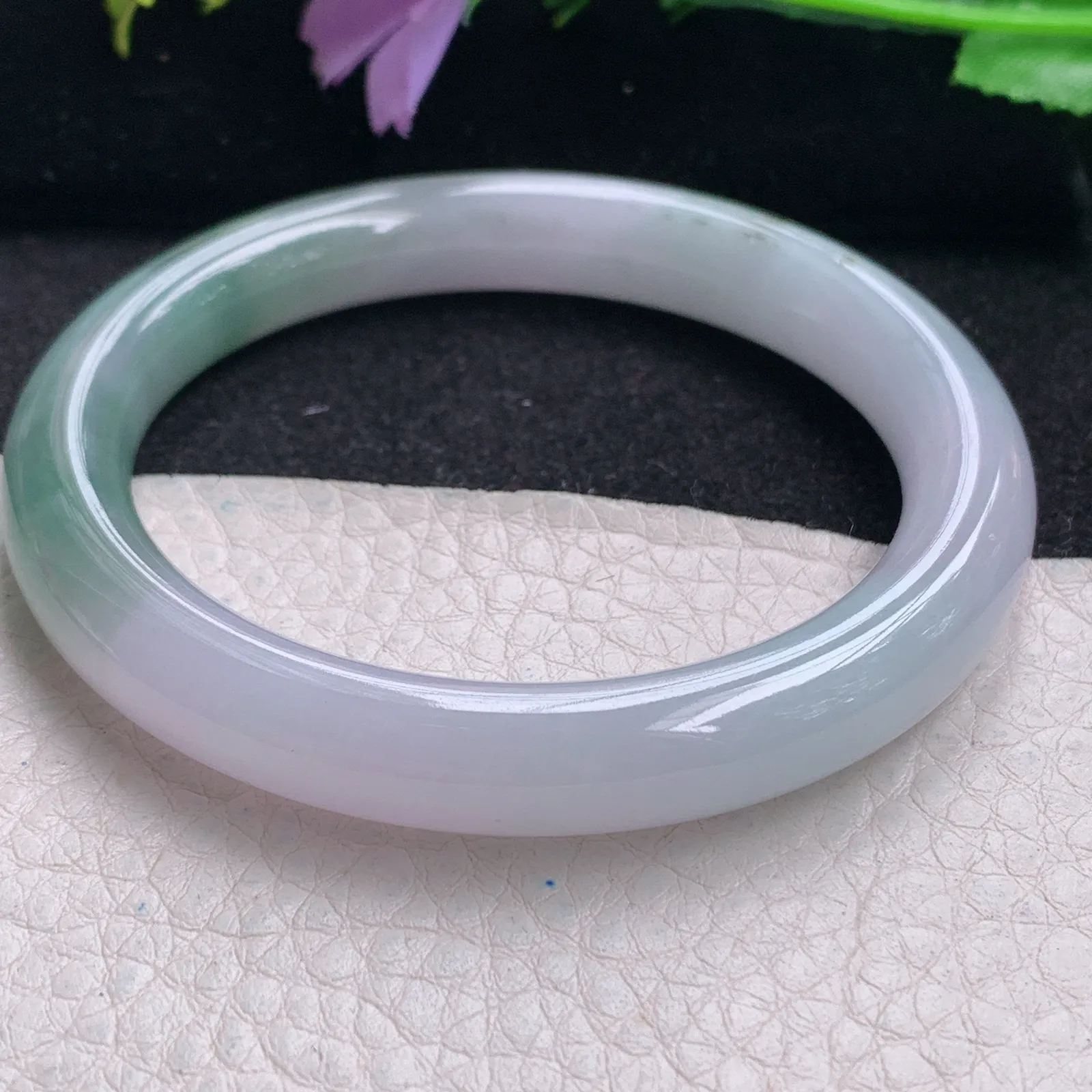 z自然光54*9.2*9美人镯 缅甸翡翠玉手镯飘花秀气圆条玉手环 叮当镯