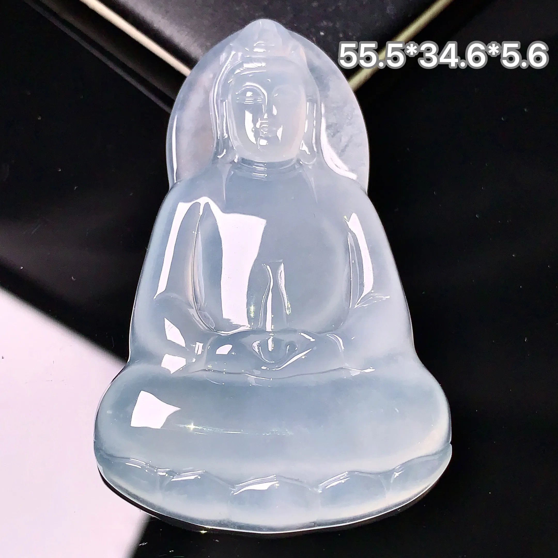 冰种观音吊坠 玉质细腻 色泽清新艳丽 整体尺寸55.5*34.6*5.6