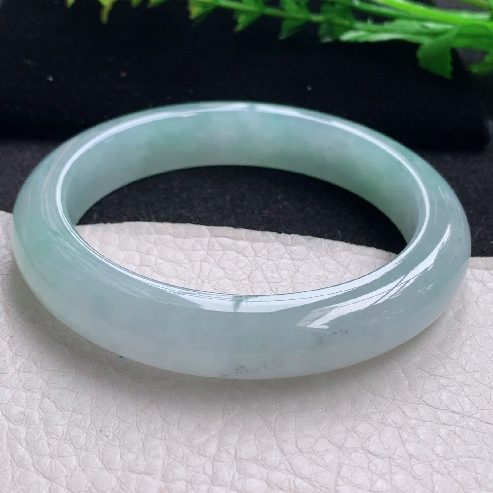 xh 大圈口60*12.5*9.2平安镯 缅甸翡翠玉手镯冰晴水灵宽边玉手环