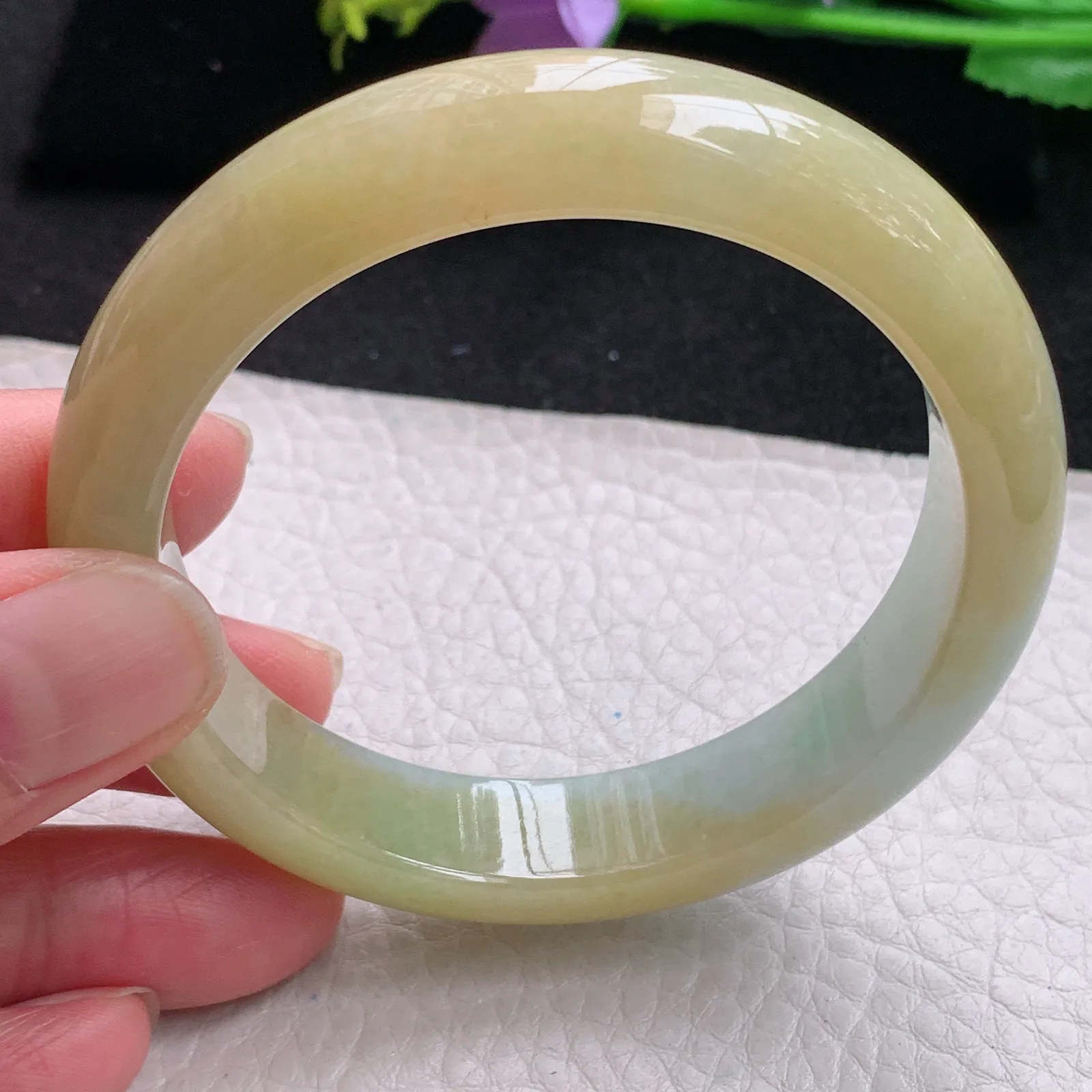 z自然光56*13*.2招财镯 缅甸翡翠玉手镯冰黄半山水宽边玉手环 美人镯