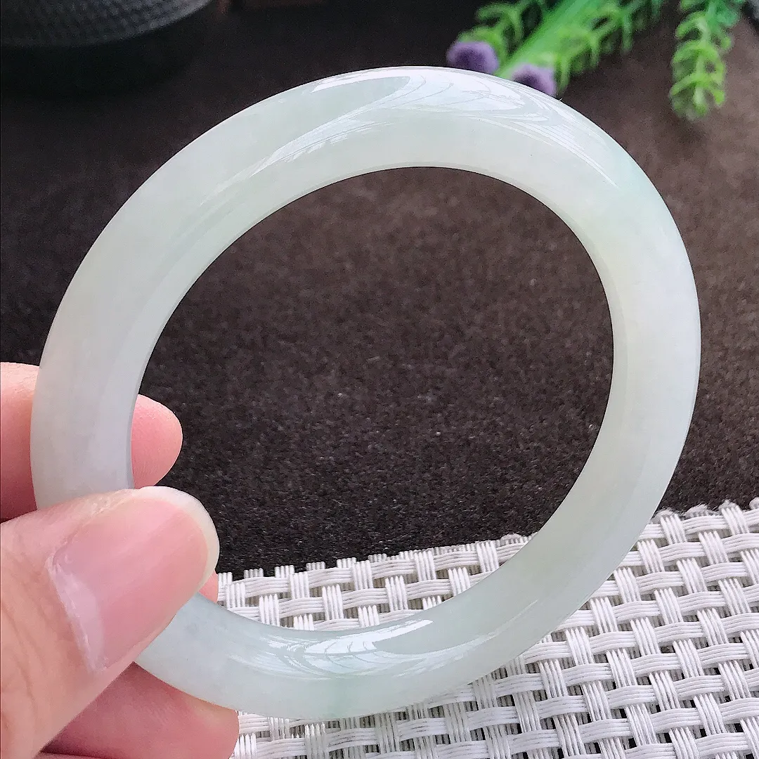 天然a货翡翠56/9.5/9.6老坑冰润起胶冰晴圆条手镯翡翠玉手镯