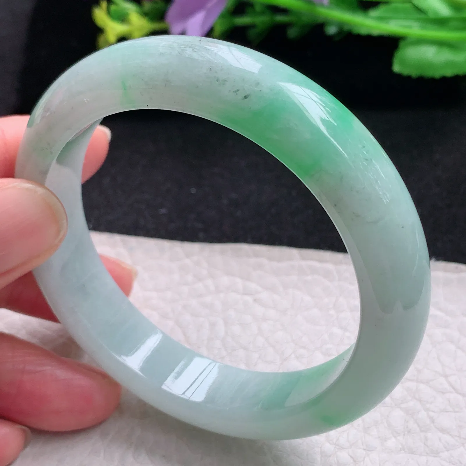 yh自然光56*13.5*8.5平安镯 缅甸翡翠玉手镯飘阳绿厚装玉手环
